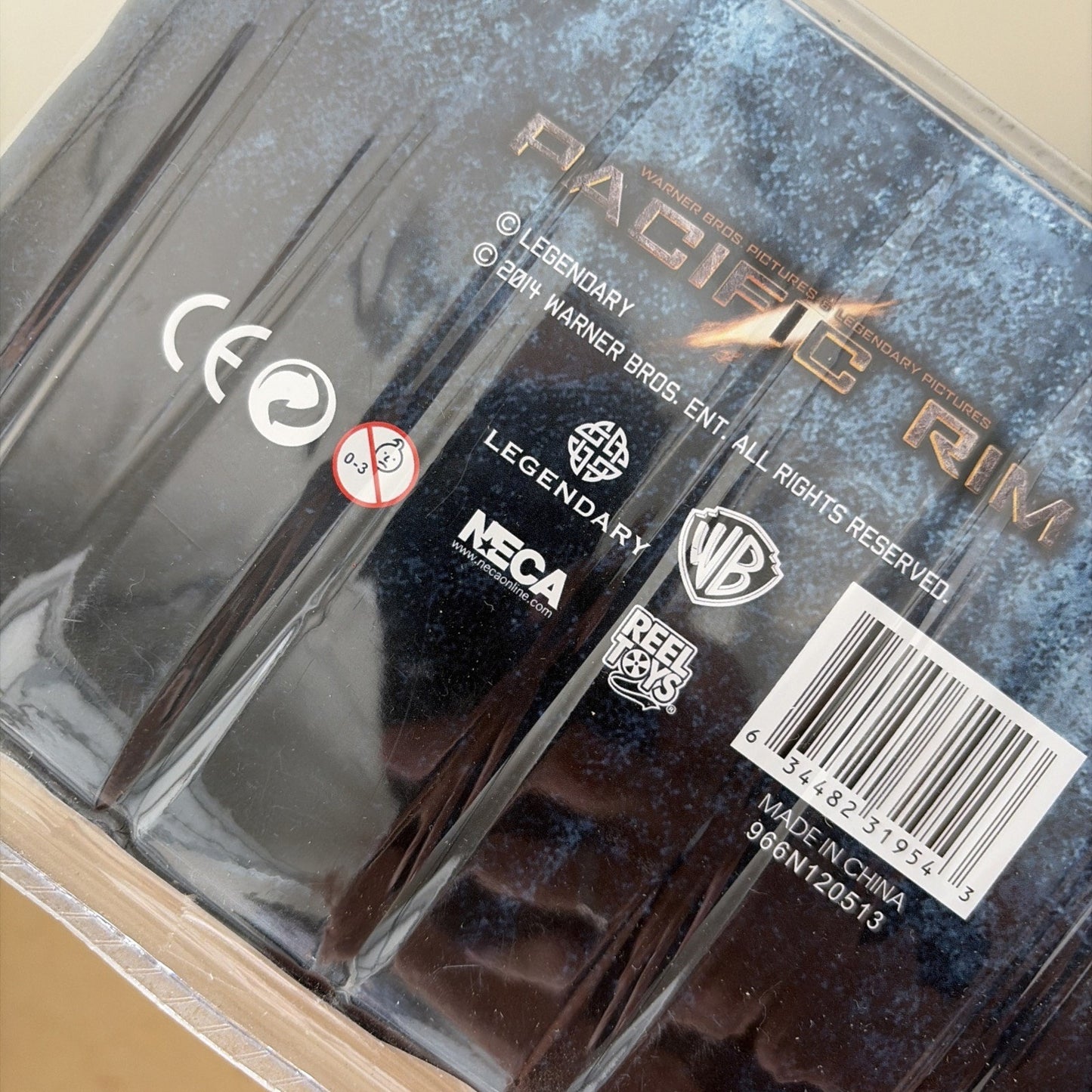 NECA Pacific Rim Knifehead 2014 Kaiju Action Figure Toys R Us Exclusive New
