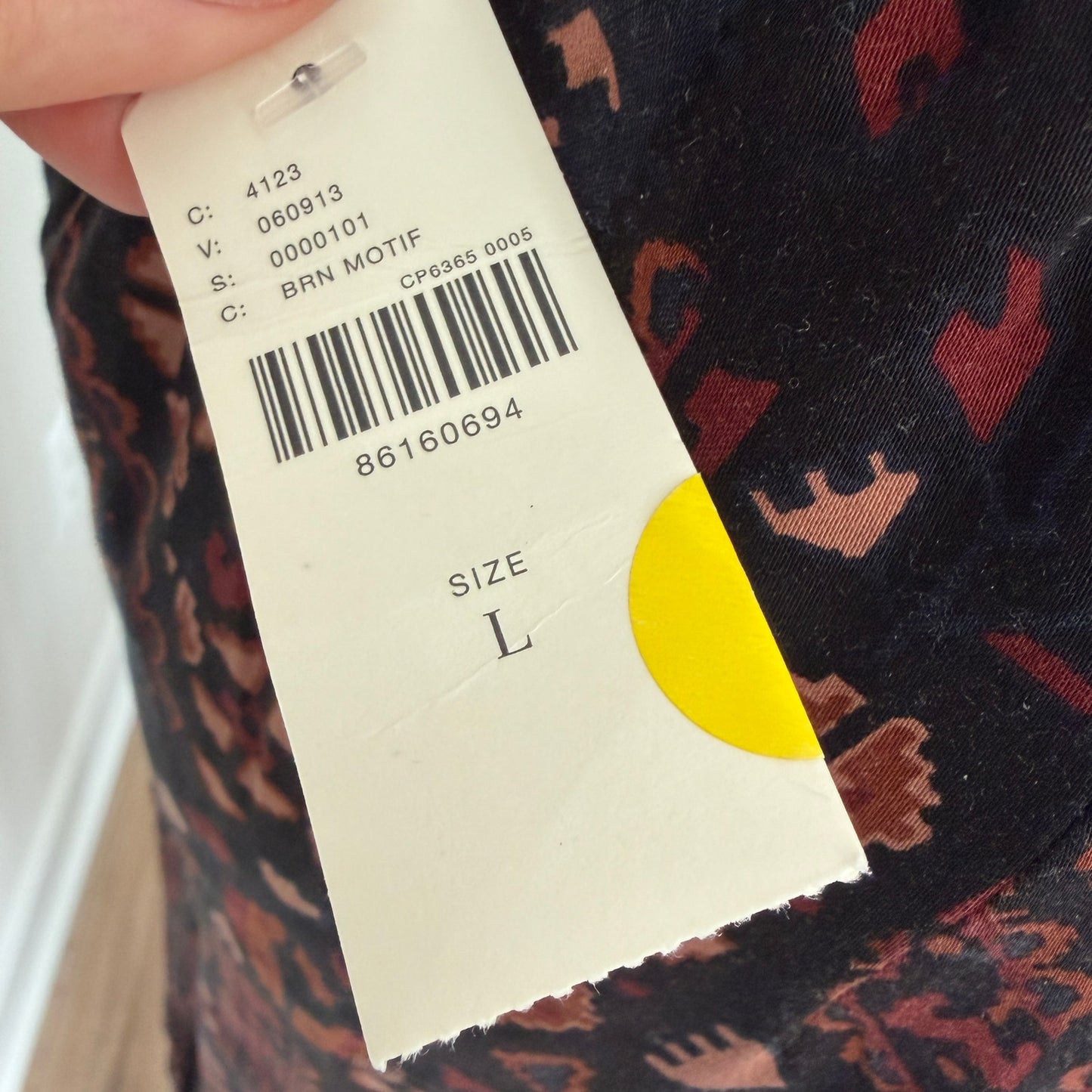 Anthropologie Silky Jogger Black Brown Motif Pants Womens Size Large NEW