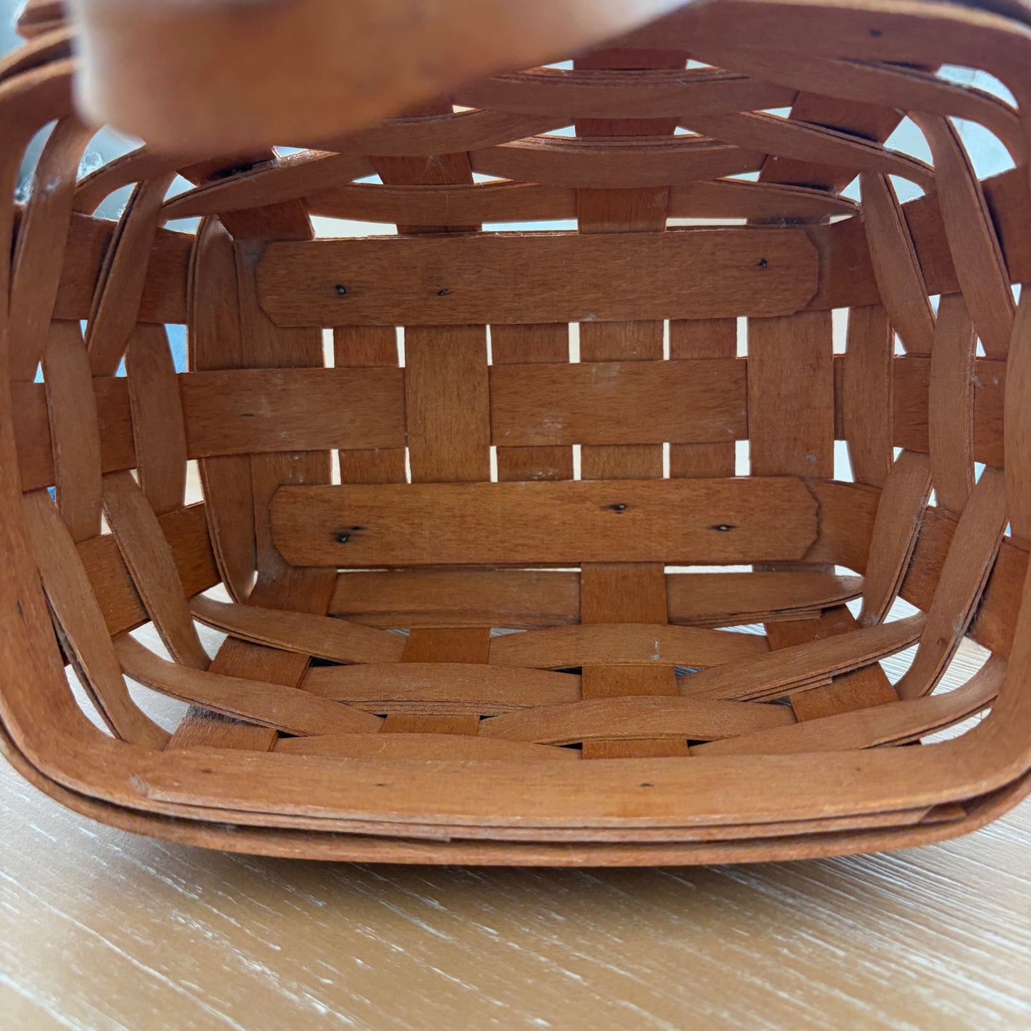 Longaberger Vintage 1990 Small Hanging Key Basket Chore Basket 5" x 7"
