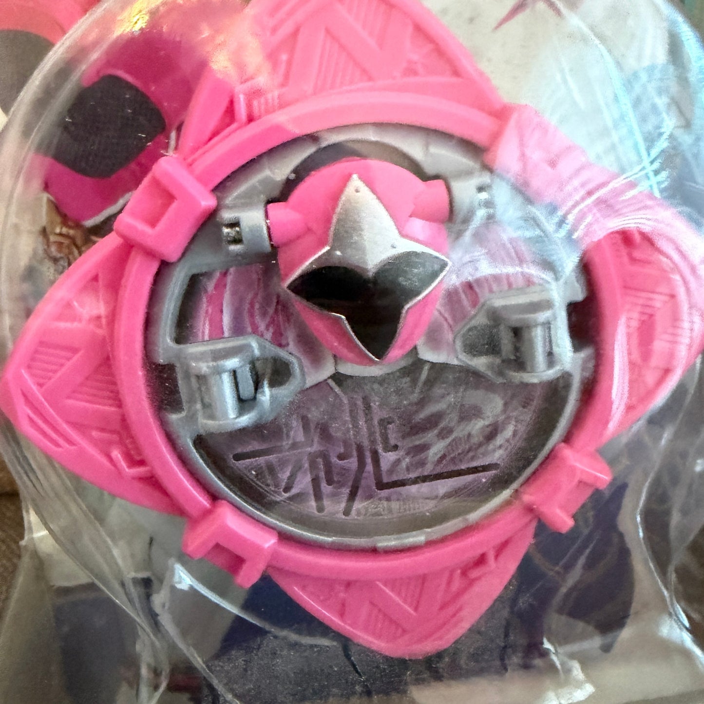 Bandai Shuriken Sentai Ninninger Nin-Shuriken Series 05 MomoNinger in Pink NEW