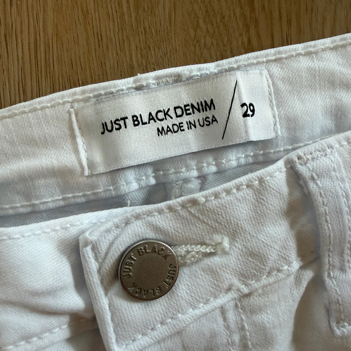 Just Black Denim White High Rise Cropped Raw Hem Jeans Womens Size 29