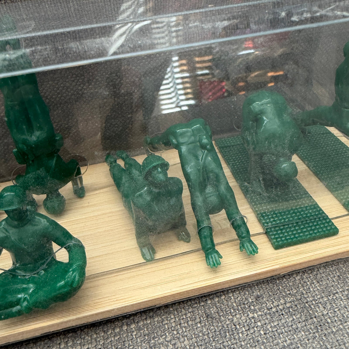 Yoga Joes Green Army Men Doing Yoga Poses NEW