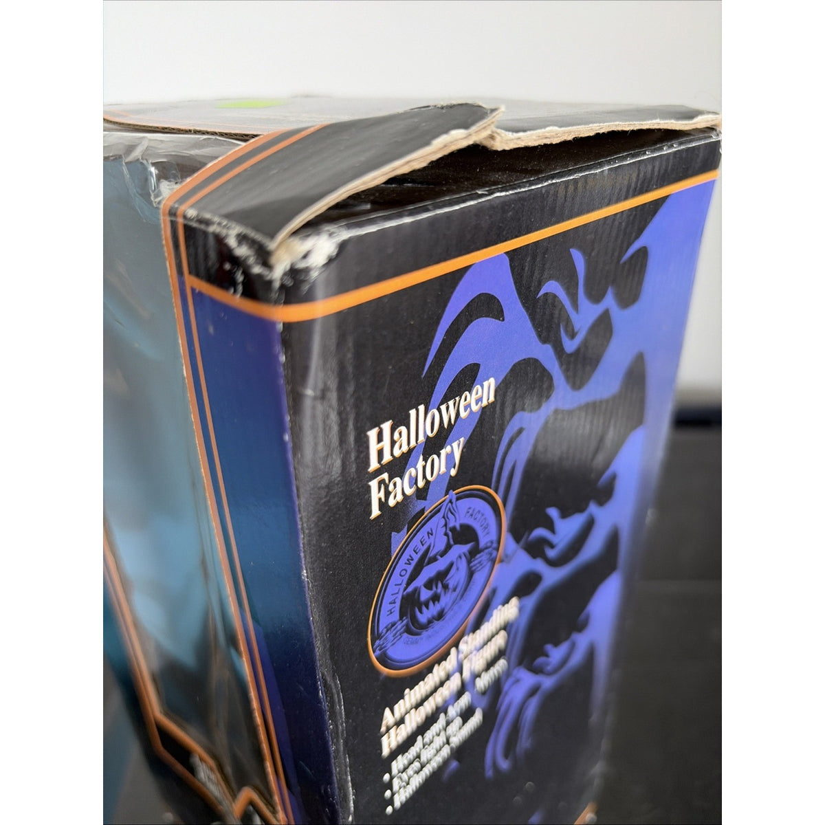 HALLOWEEN FACTORY Motion Animated WITCH AND HER CAT 1996 12” w BOX