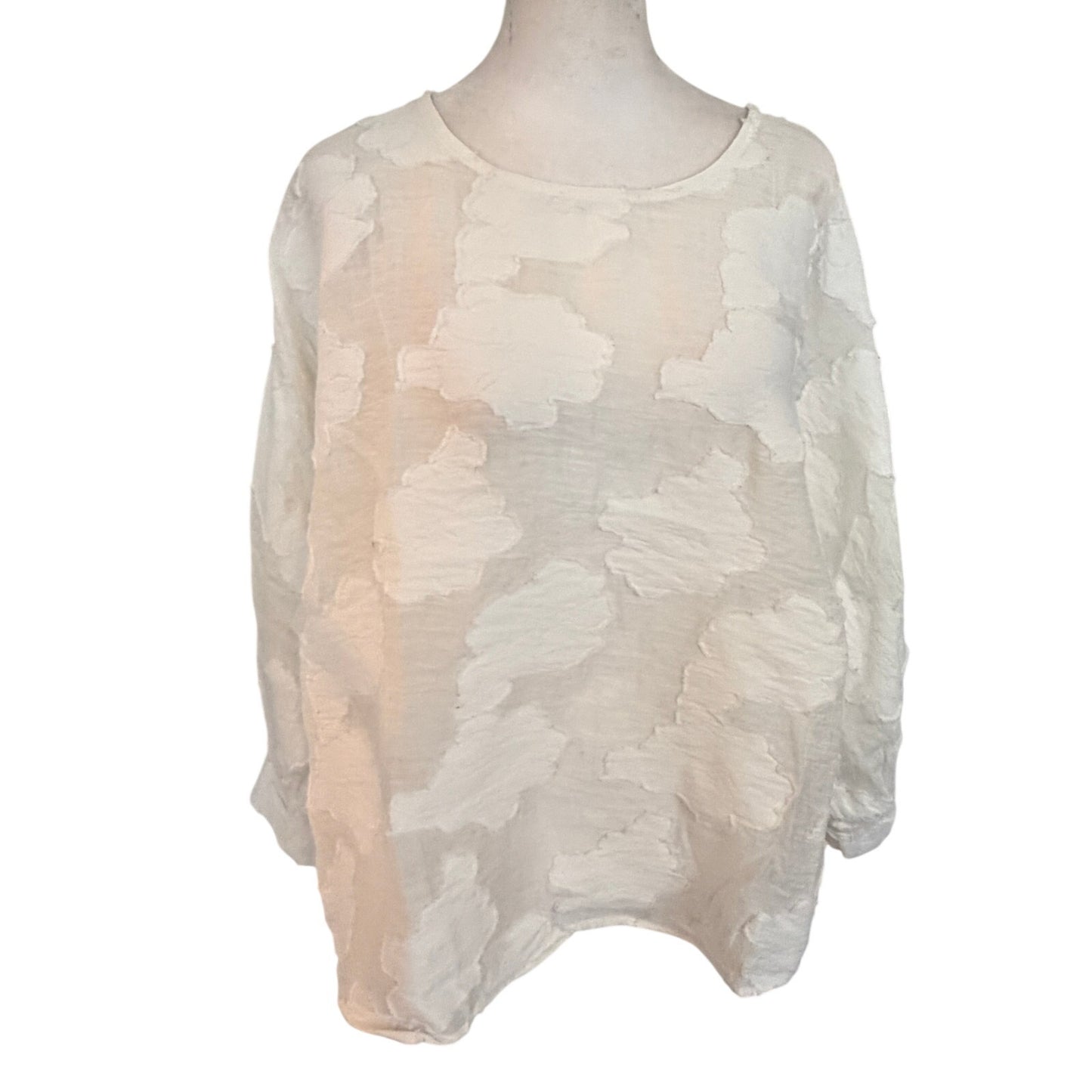 Karl Lagerfeld White on White Floral 3/4 Sleeve Pullover Top Womens Size Medium