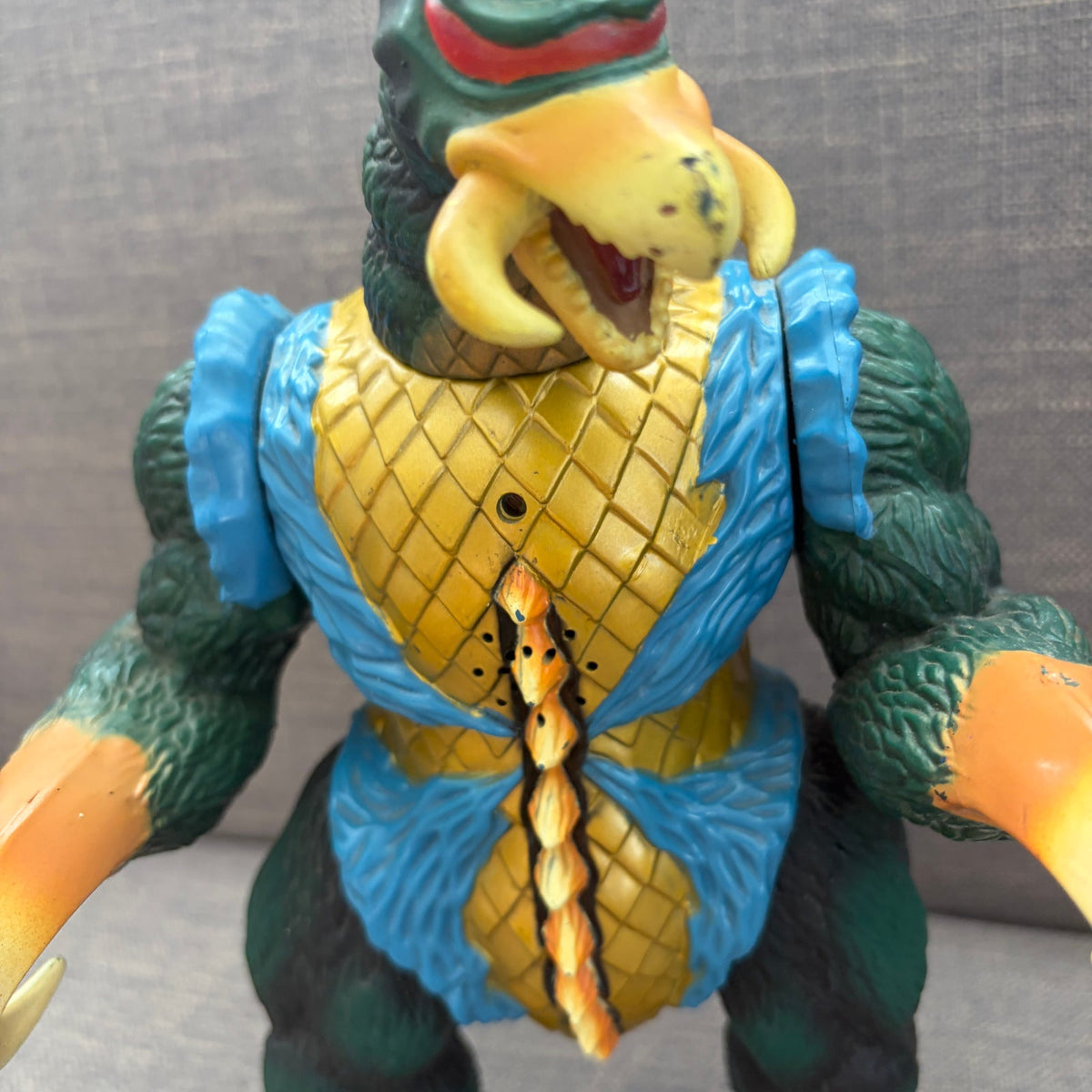 1995 Trendmasters Godzilla Wars Gigan 10" Light & Sound Works Figure