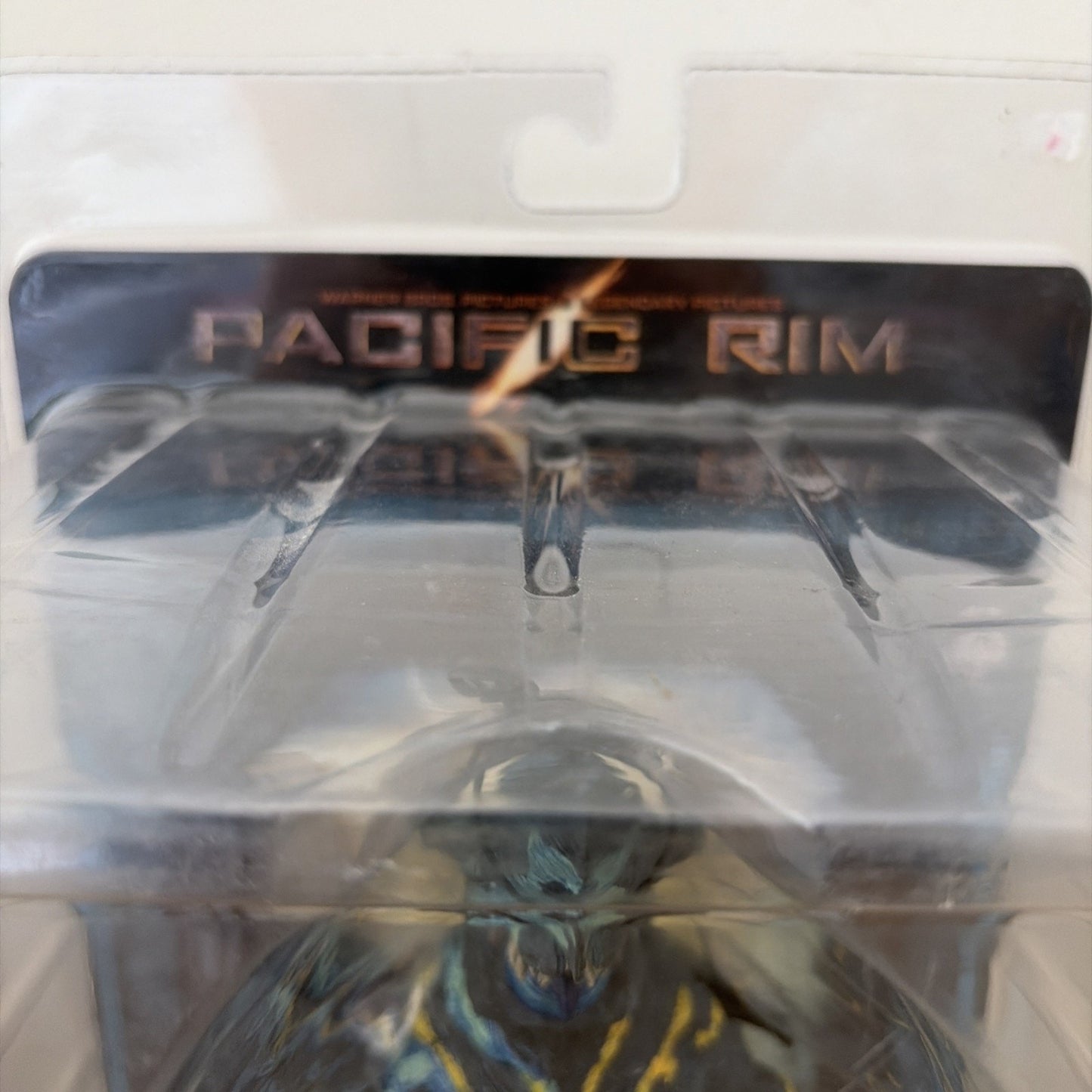 NECA Pacific Rim Knifehead 2014 Kaiju Action Figure Toys R Us Exclusive New
