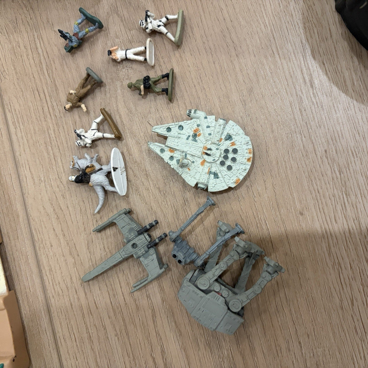 Huge VTG 1990s Star Wars and More Galoob Micromachines Playset + Figure LOT