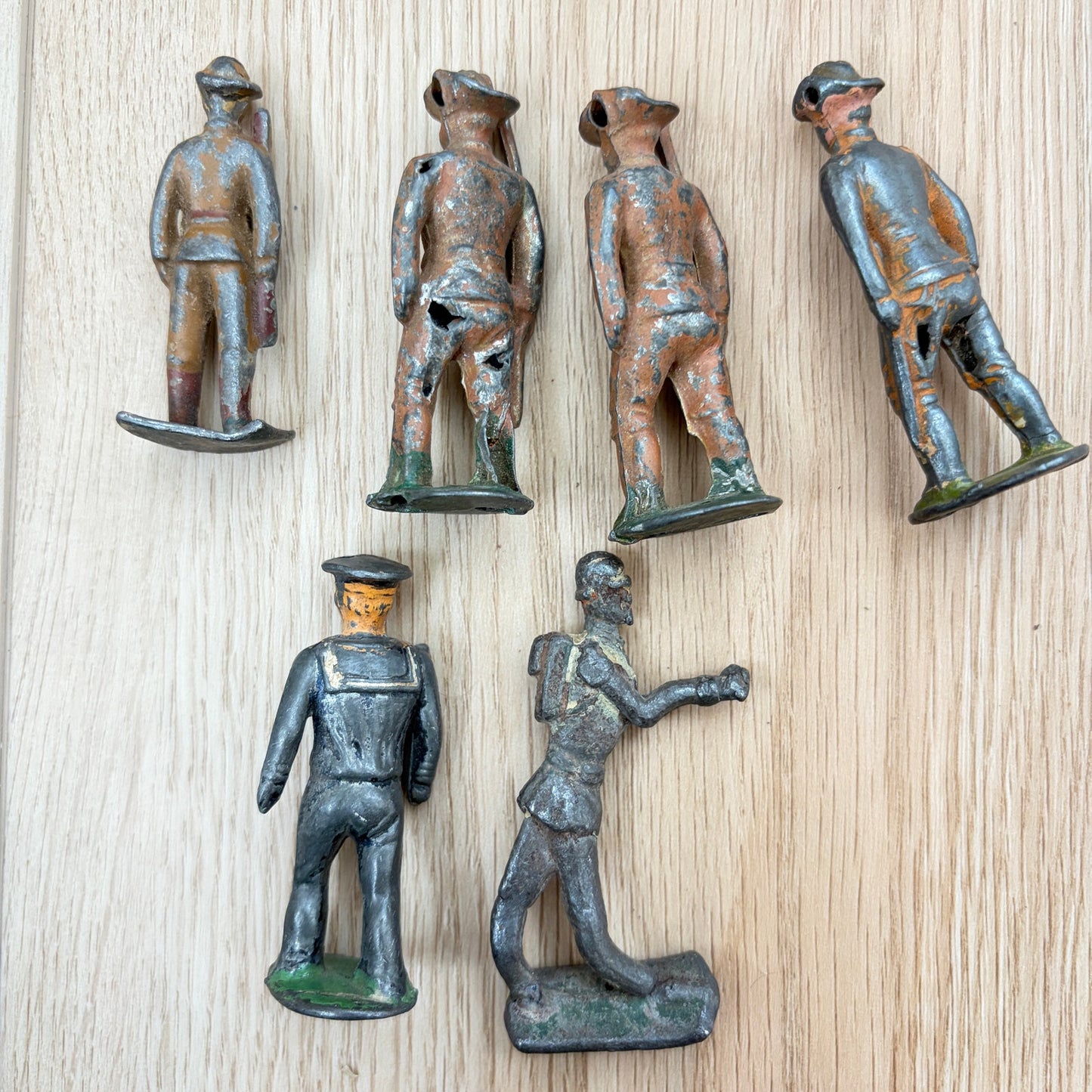 Lot of 30 Vintage Cast Iron Toy Soldiers, Army Men, Calvary Horse Drawn Cannons