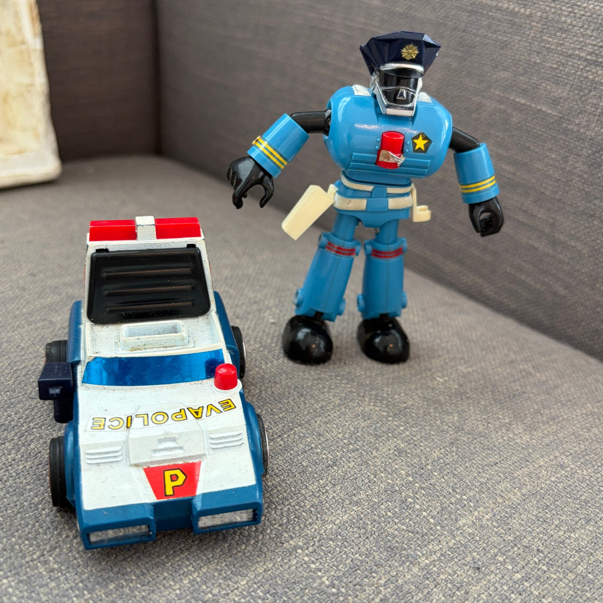 Vintage Popy Chogokin GB-63 Evapolice Robot Figure and Car With Box