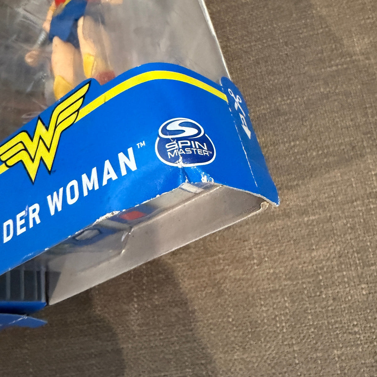 DC Heroes Unite 4 Figures Surprise Accessories Aquaman, Wonder Woman, Superman