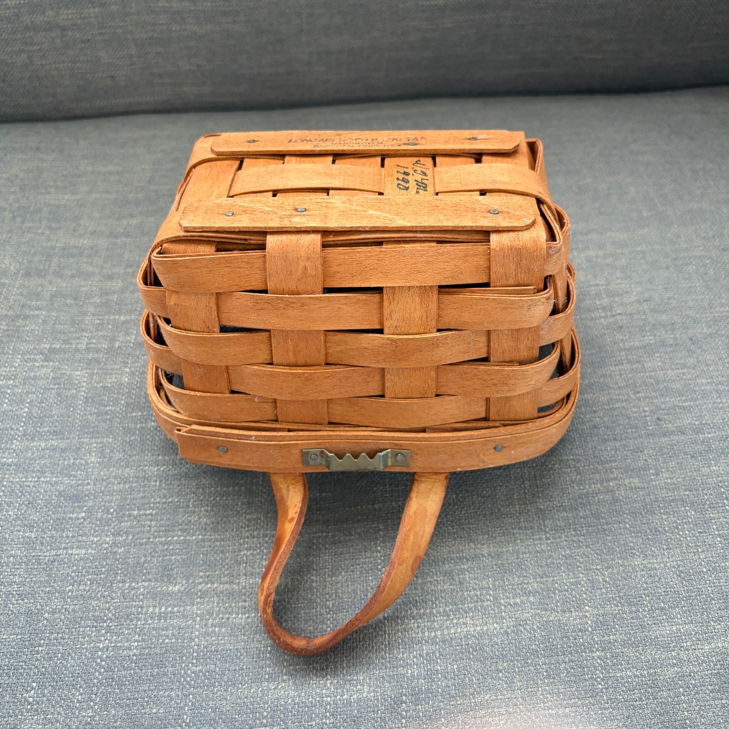 Longaberger Vintage 1990 Small Hanging Key Basket Chore Basket 5" x 7"