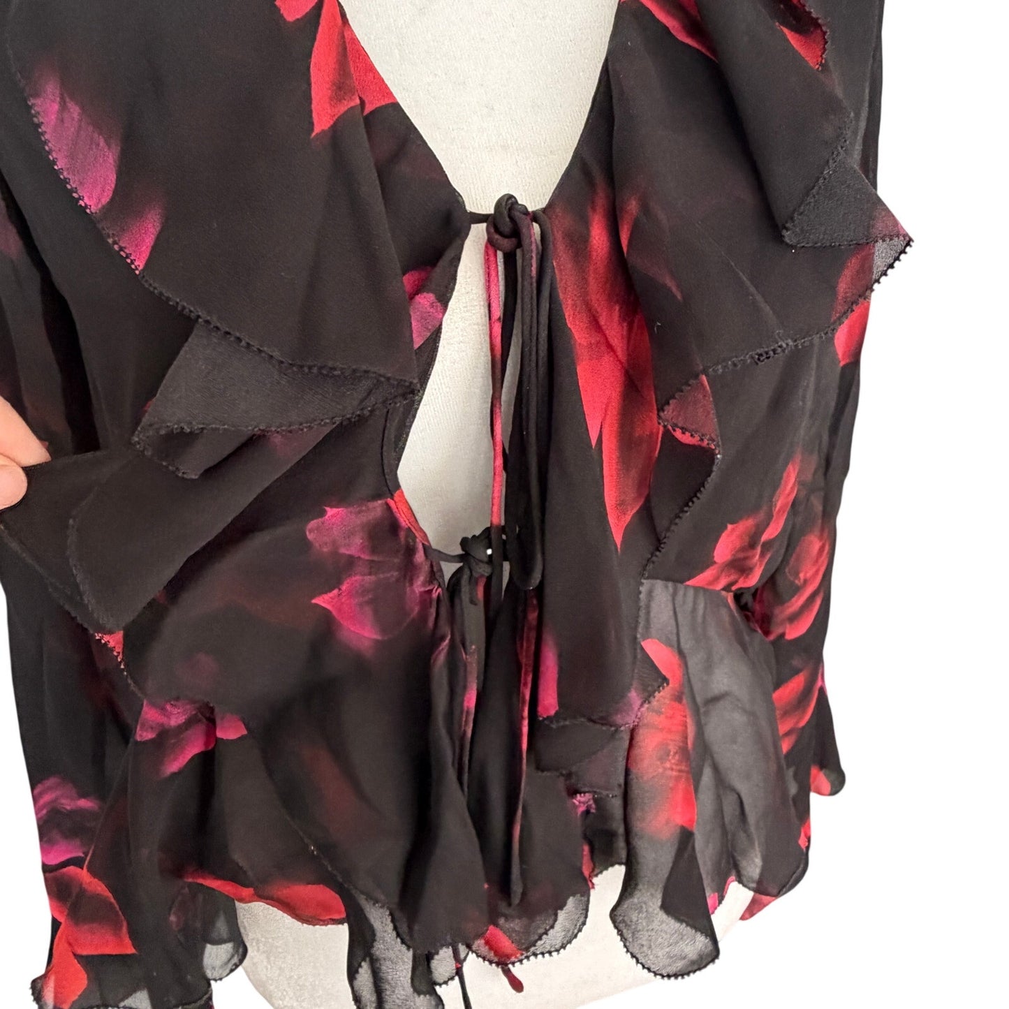 Rails Ariana Black and Red Floral Ruffled Blouse Top Womens Size Small