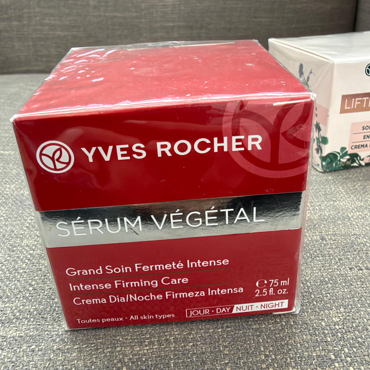 Yves Rocher BUNDLE Lifting Vegetal and Serum Vegetal NEW SEALED