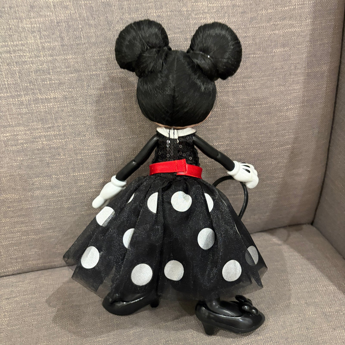 Disney Minnie Mouse Signature Limited Edition Doll 2016