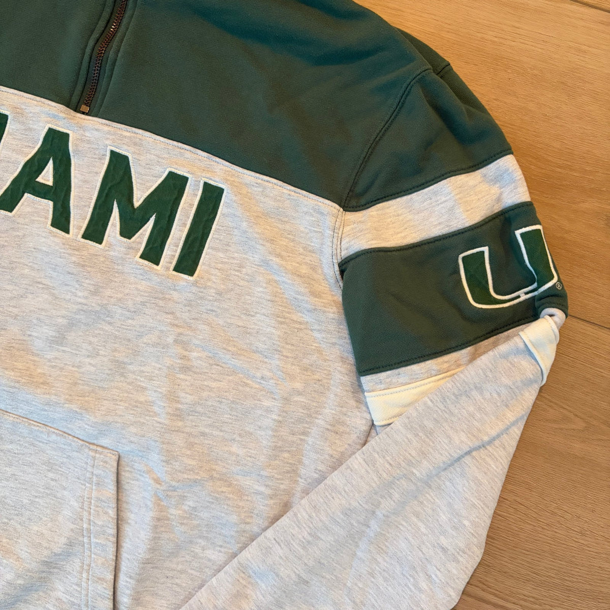 University of Miami Mock Neck 1/4 Zip Pullover Sweatshirt Mens Size XL