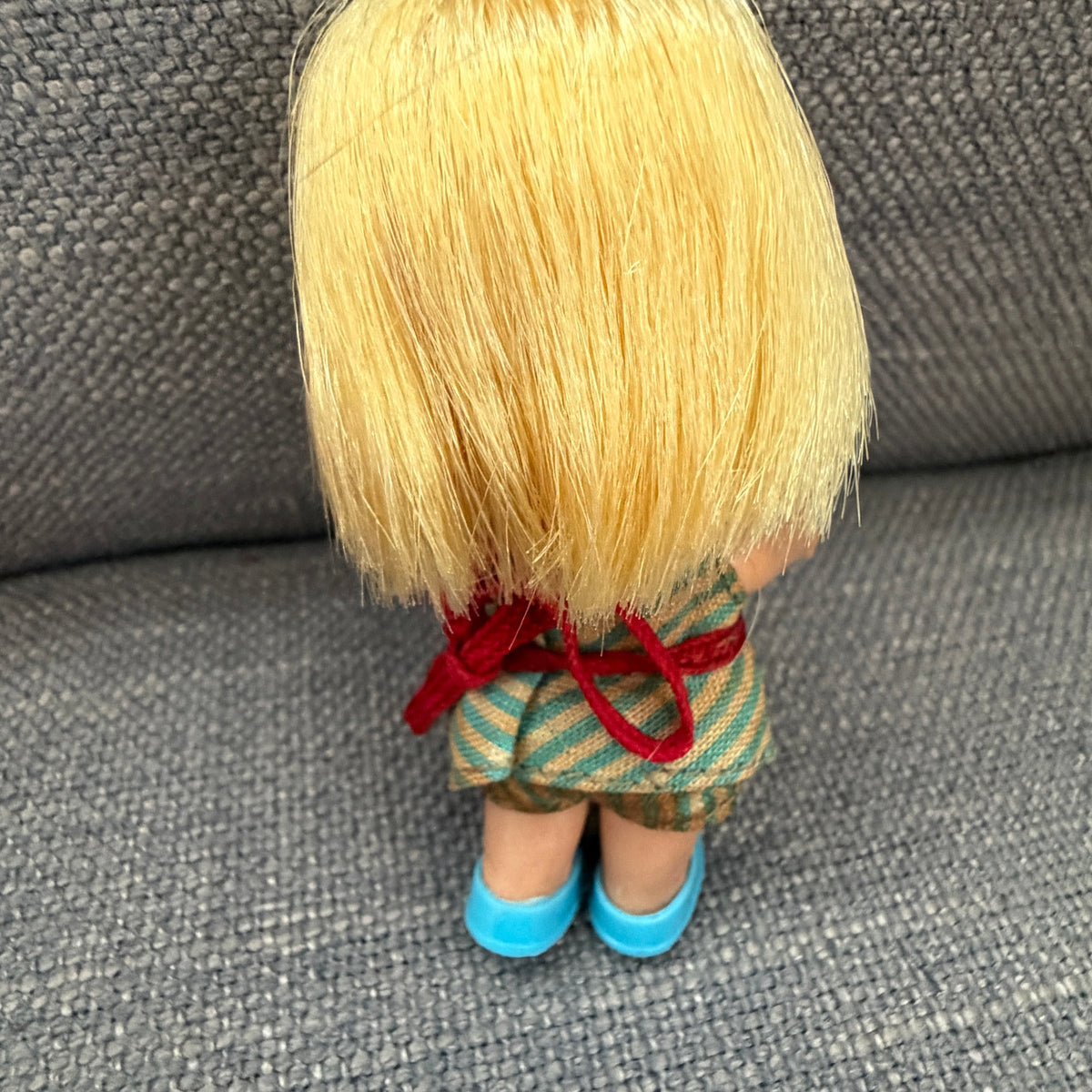 Liddle Kiddle SIZZLY FRIDDLE Chef Doll Outfit Hat Grill Utensils Shoes