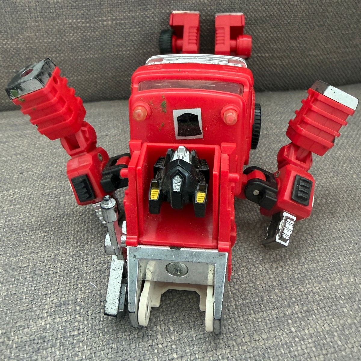 Vintage 1992 Transformers G2 Inferno Autobot Hasbro Fire Truck Action Figure