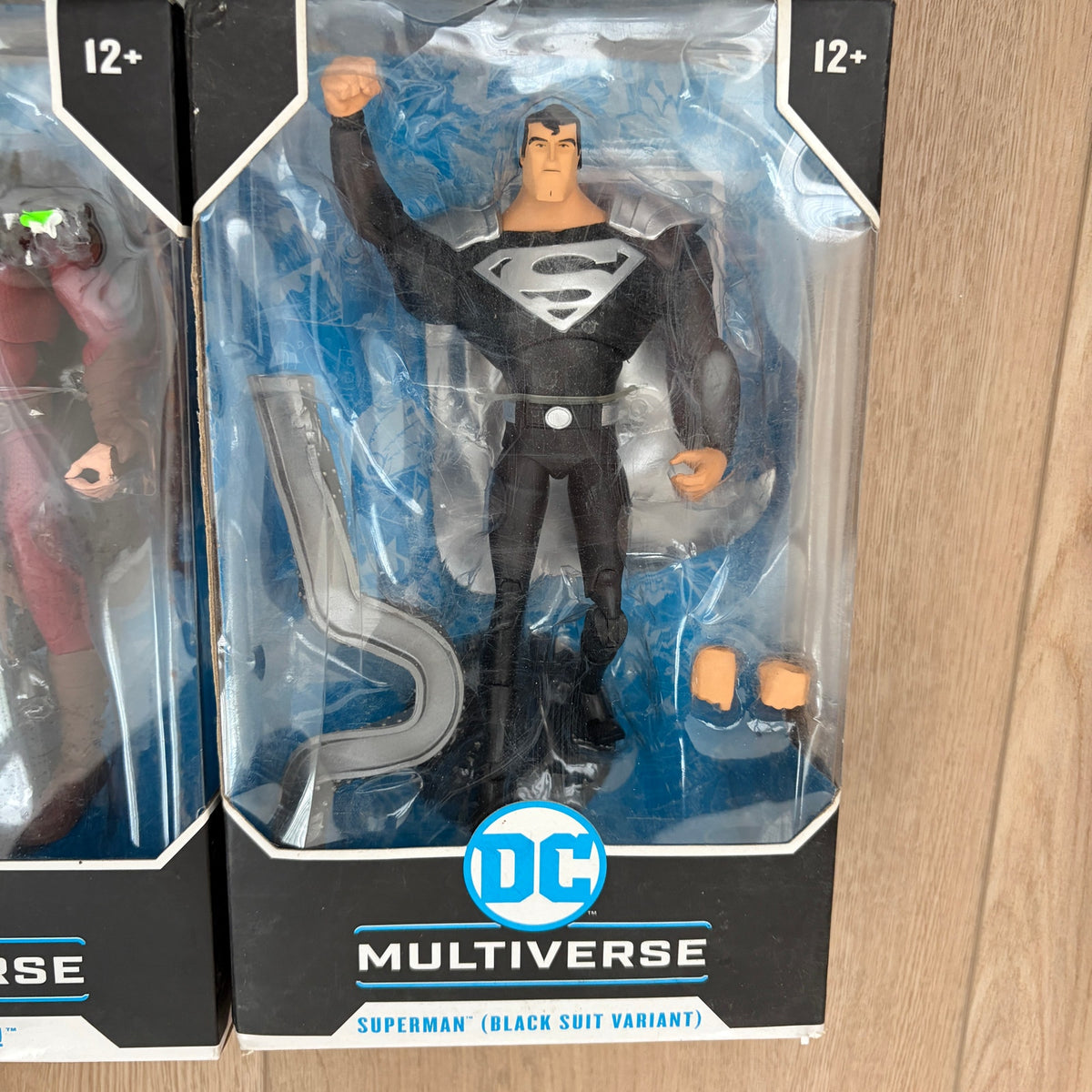 LOT 4 DC Multiverse Figures Superman, Speed Force Flash, The Flash, King Shazam