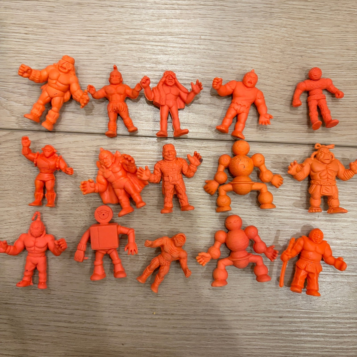 LOT 105 M.U.S.C.L.E Musclemen Kinnikuman Brocken Jr Orange Mini Kinkeshi 1980s