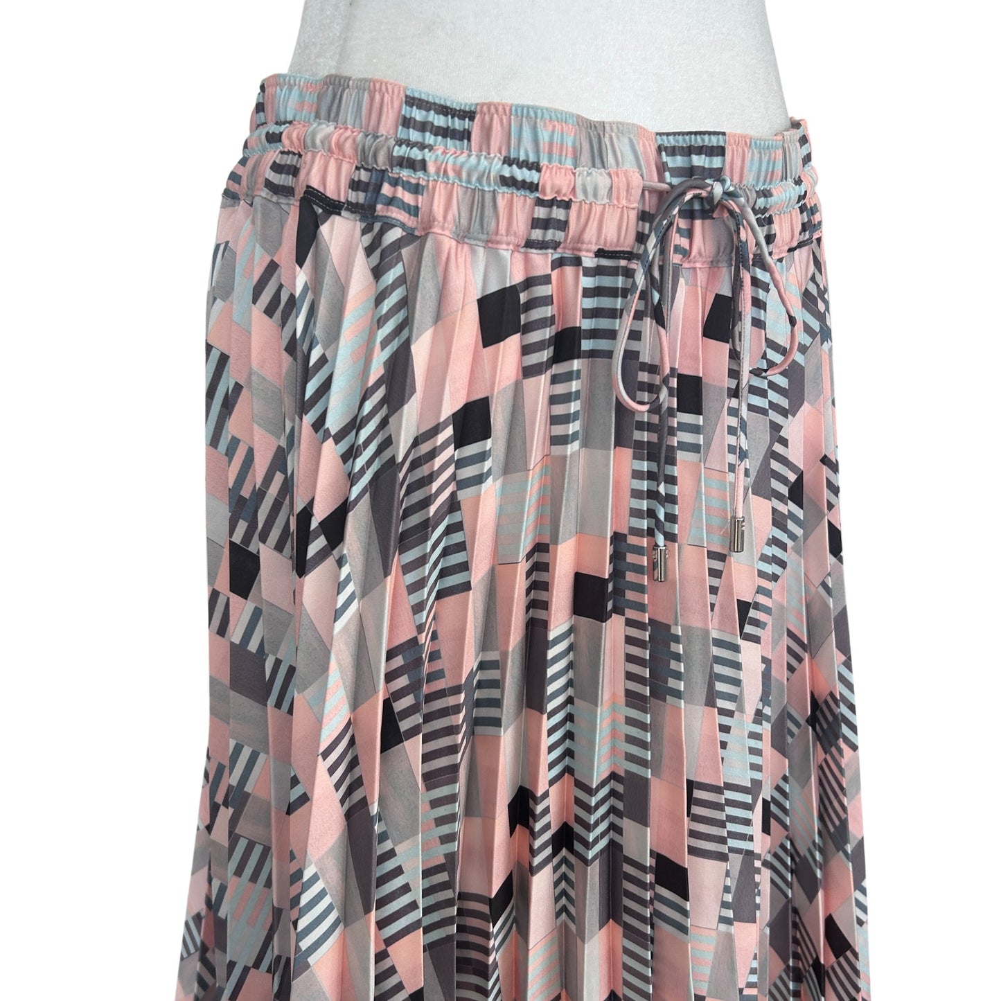 Club Monaco NWT Pleated Midi Skirt Jupe Peach, Blue, Black Womens Size Large NEW