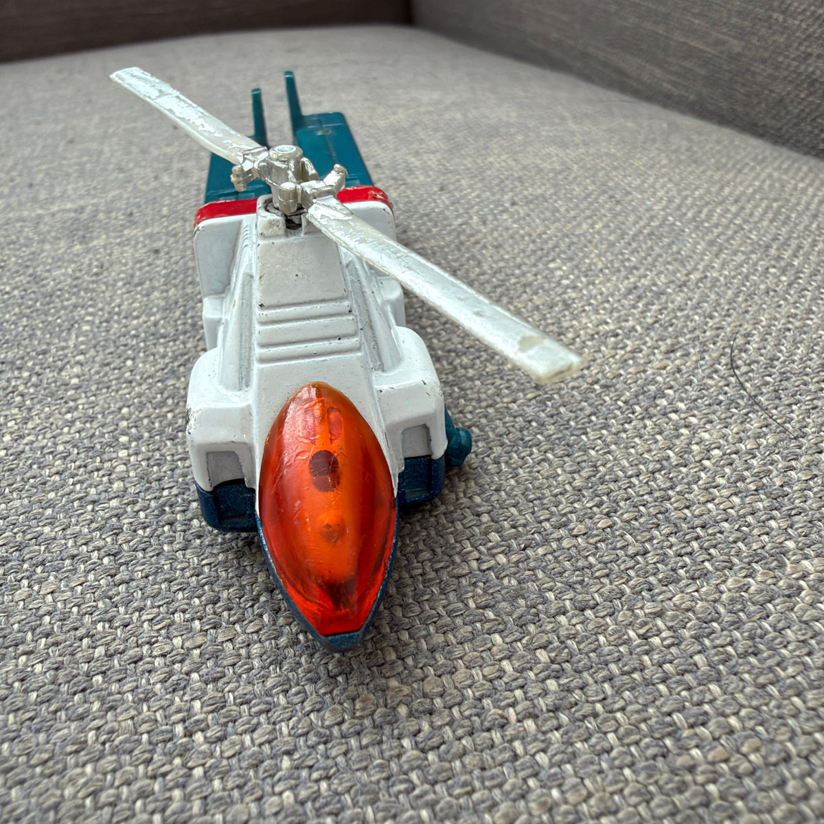 Vintage 1983 Tonka GoBots Cop-Tur Missing Propeller