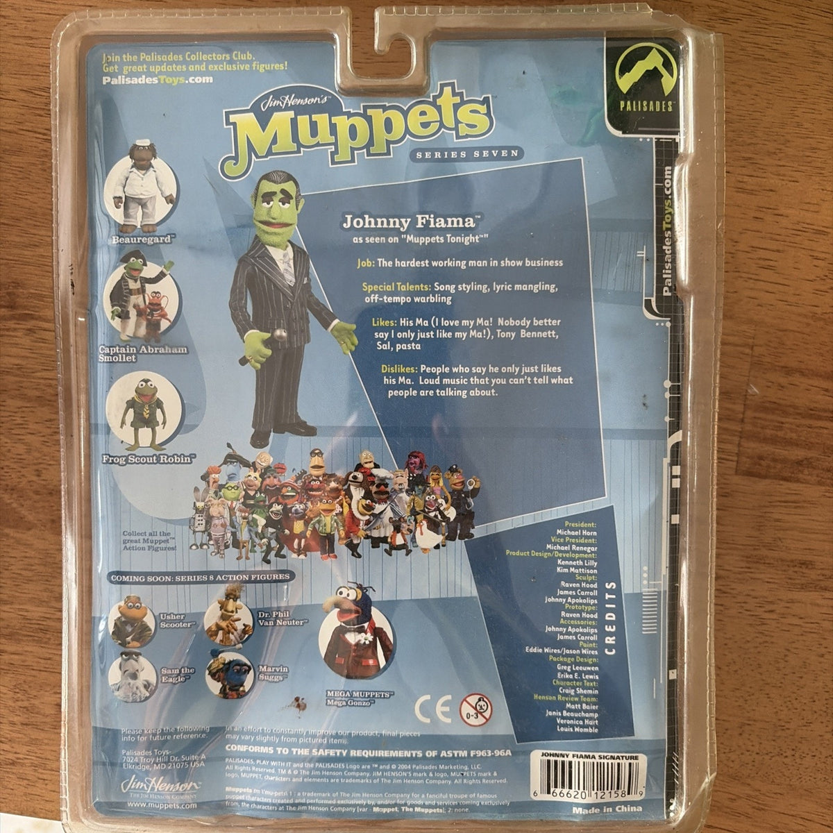 JOHNNY FIAMA IN PIN STRIPED BLUE SUIT THE MUPPET SHOW PALISADES 6 INCH FIGURE