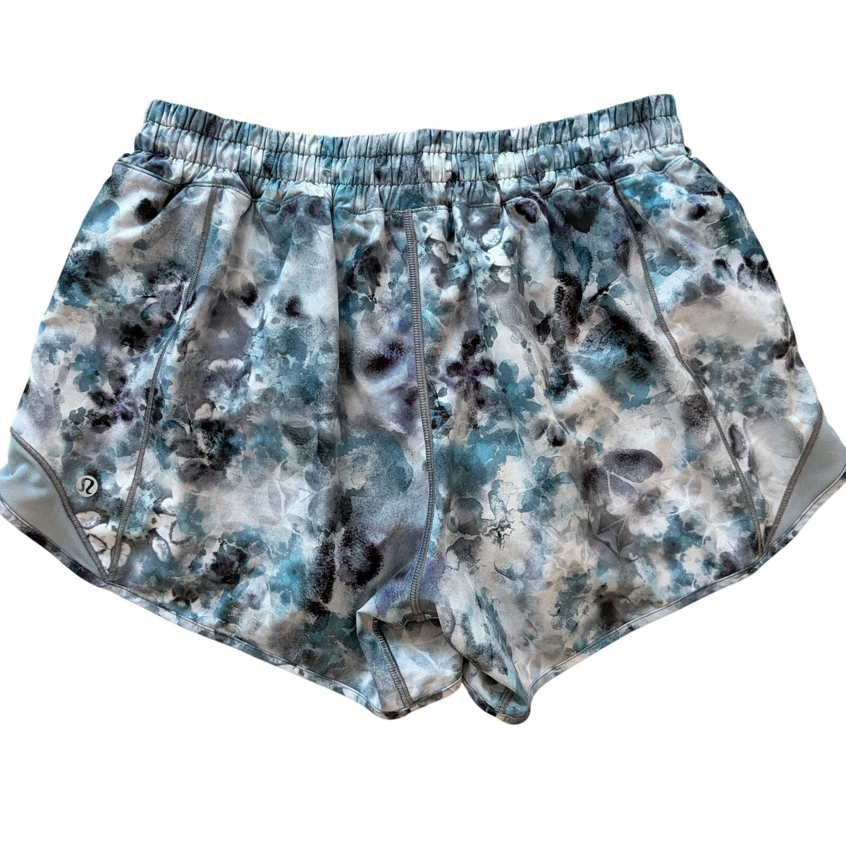 Lululemon Gray Blue Camo Hotty Hot High-Rise Lined Short 4" Womens Size 8 Tall