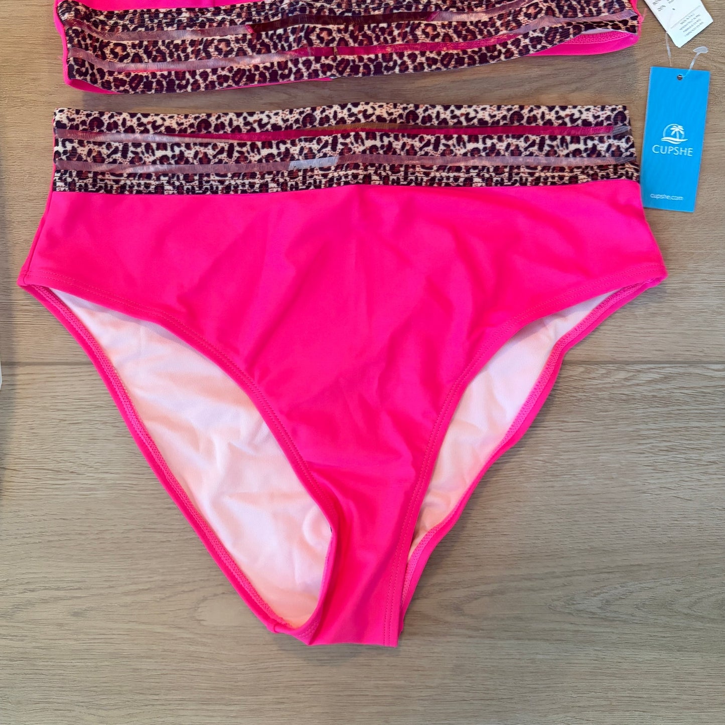Cupshe Hot Pink and Cheetah Two-Piece Swim Suit Bikini Womens Size Medium NEW