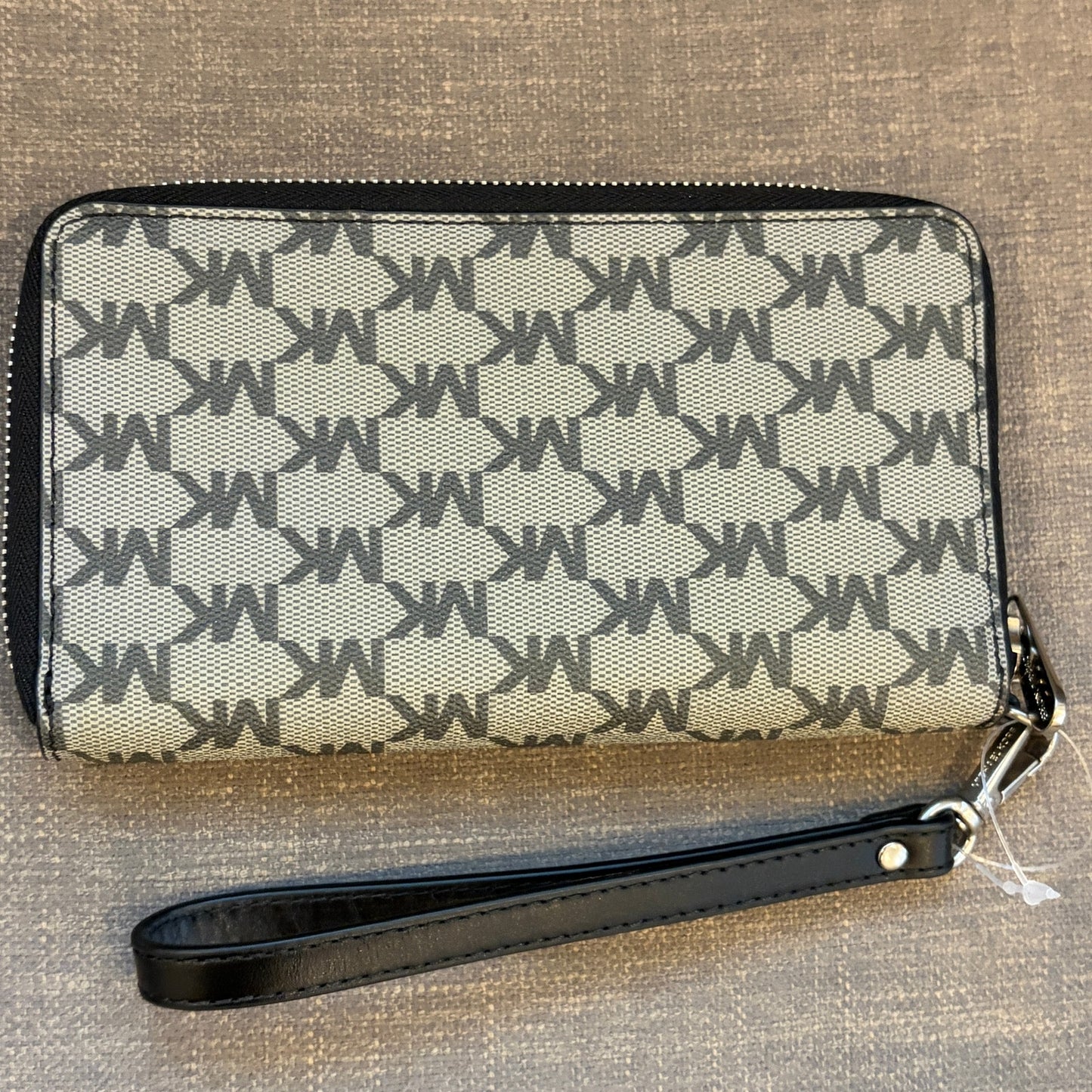 Michael Kors Jet Set Travel Large Flat Zip MF Phone Case Wristlet Wallet NEW