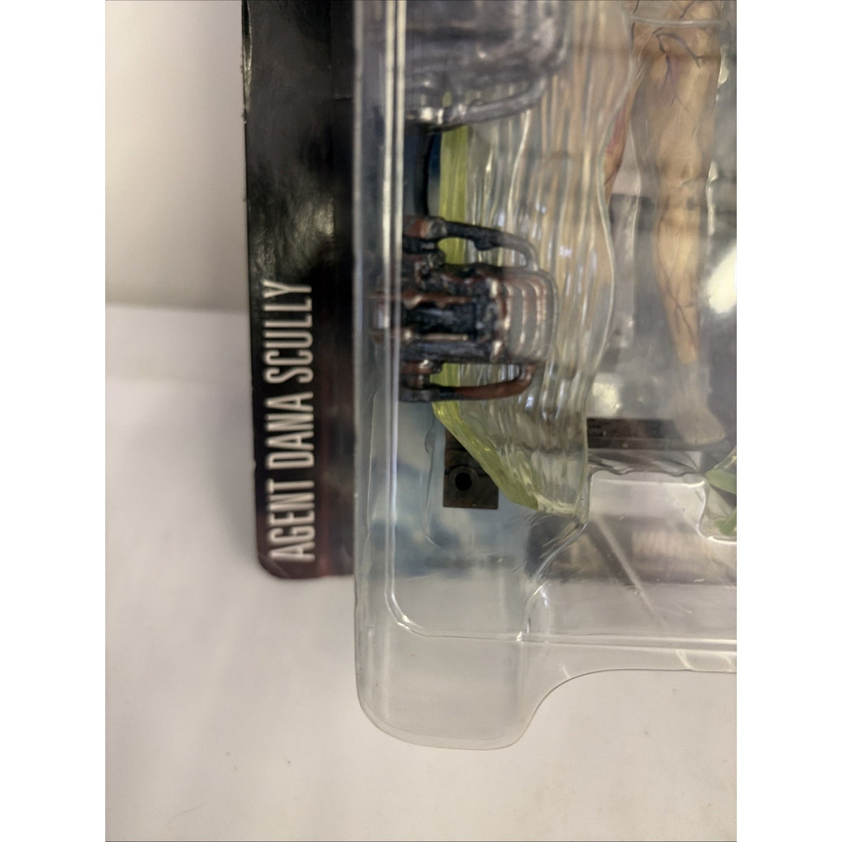 McFarlane Toys The X Files Agent Dana Scully w/ Suit And Case Action Figure