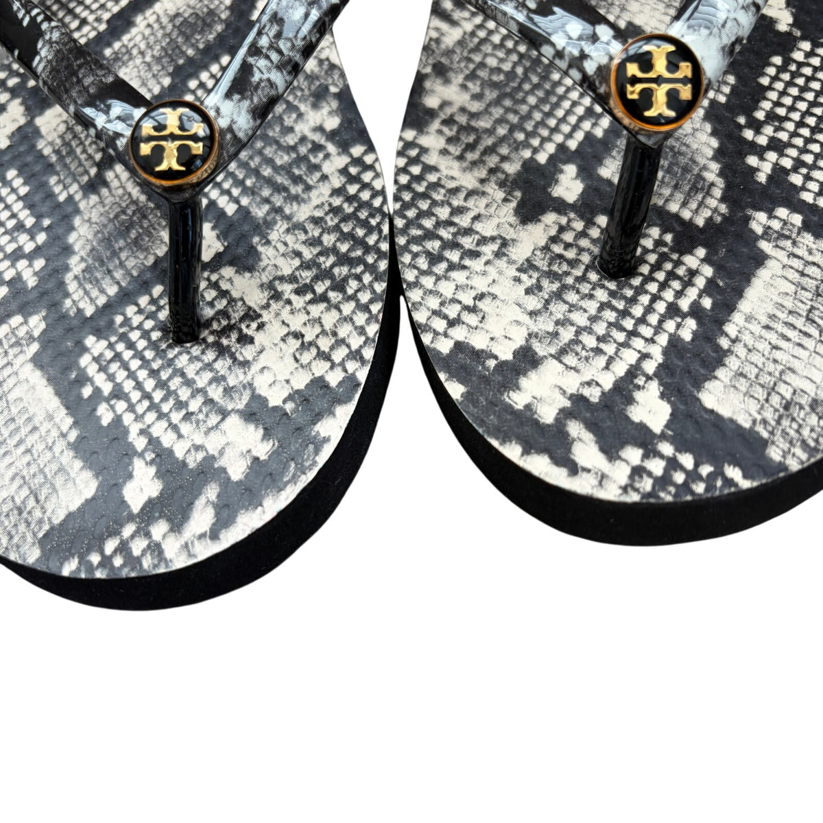 Tory Burch Black Ivory Snakeskin Print Flip Flop Thong Sandals Womens Size 7.5