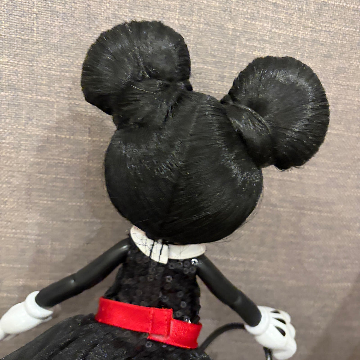 Disney Minnie Mouse Signature Limited Edition Doll 2016