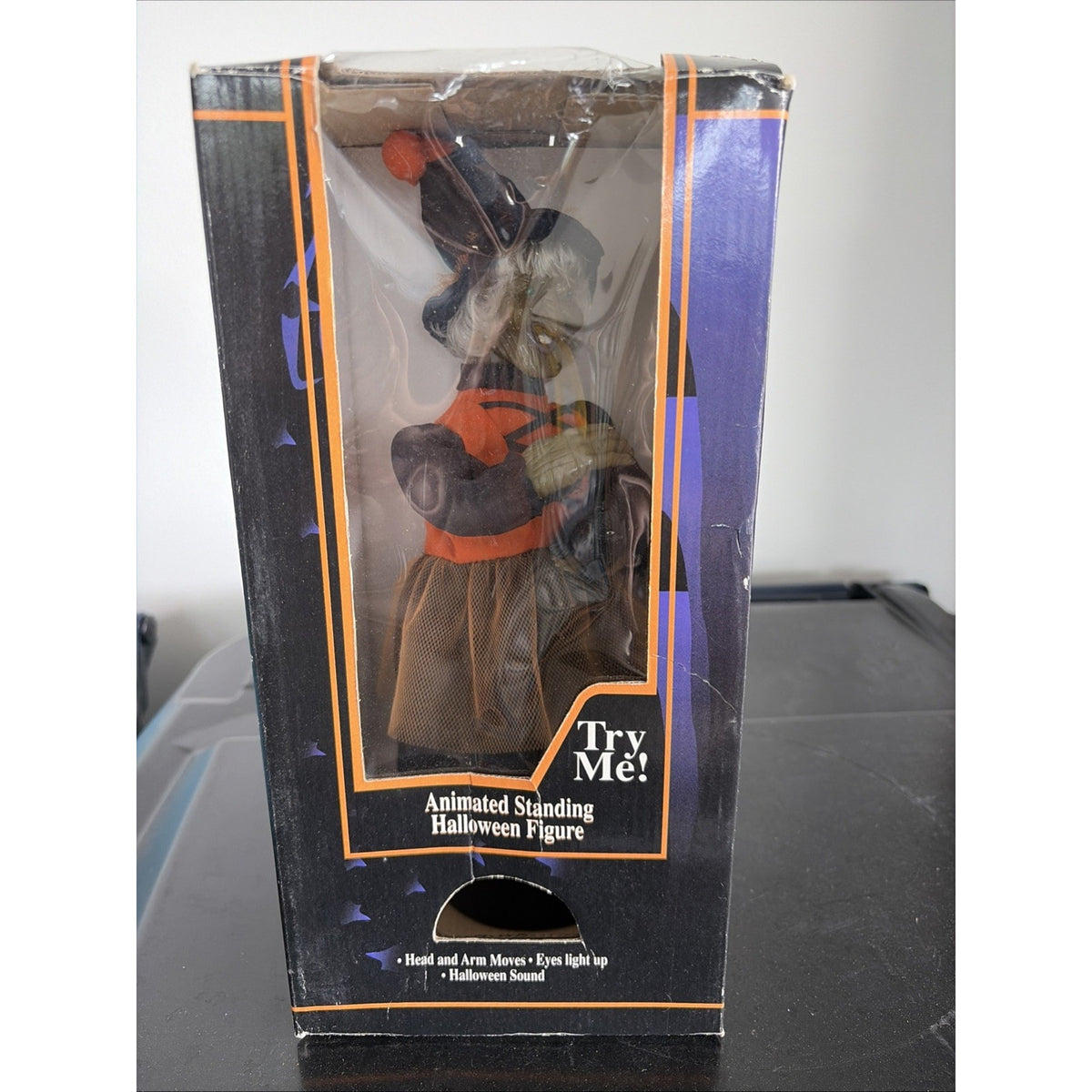 HALLOWEEN FACTORY Motion Animated WITCH AND HER CAT 1996 12” w BOX