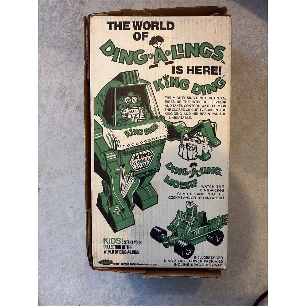 Vintage 1971 Topper Toys Ding-a-Ling Robot Boxer Straight Space Skyway