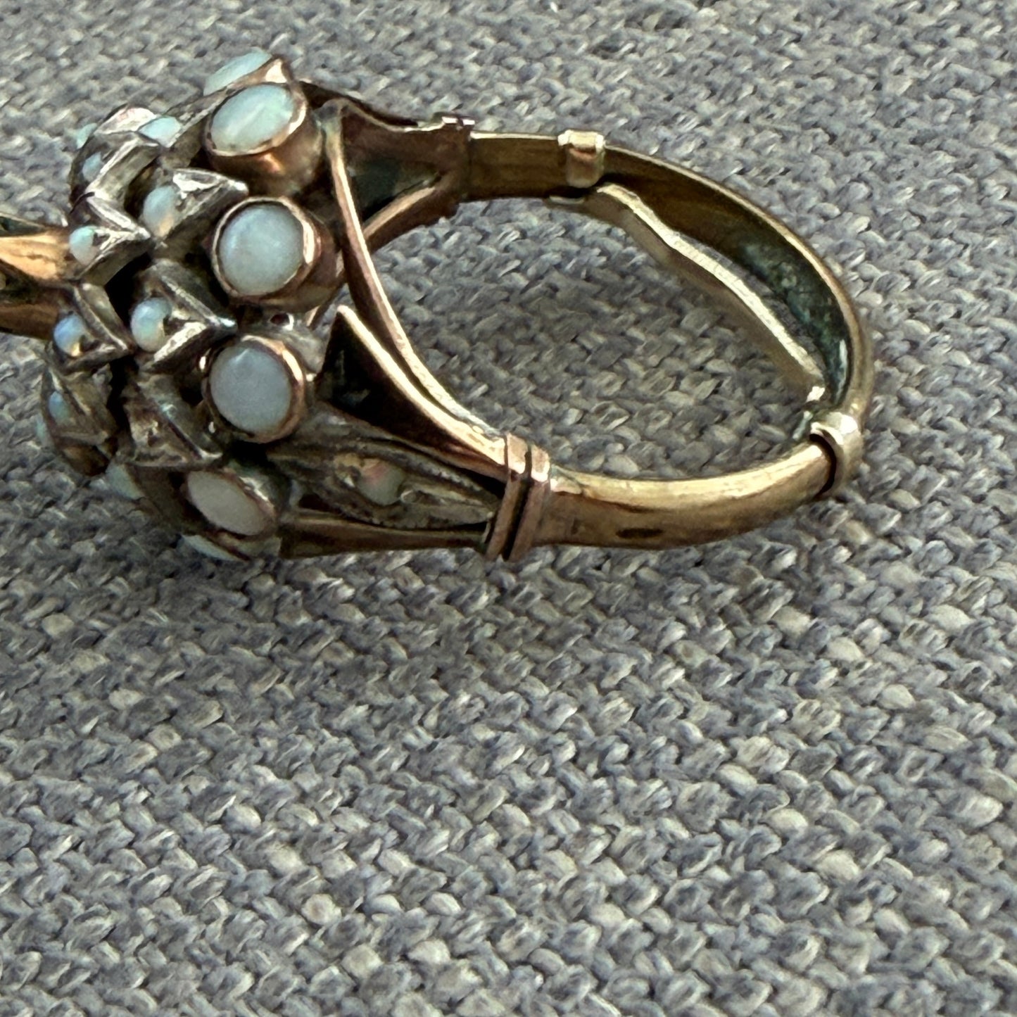 Antique Thai Princess Harem Opal Cluster Ring 14K Gold (2 Missing Stones)