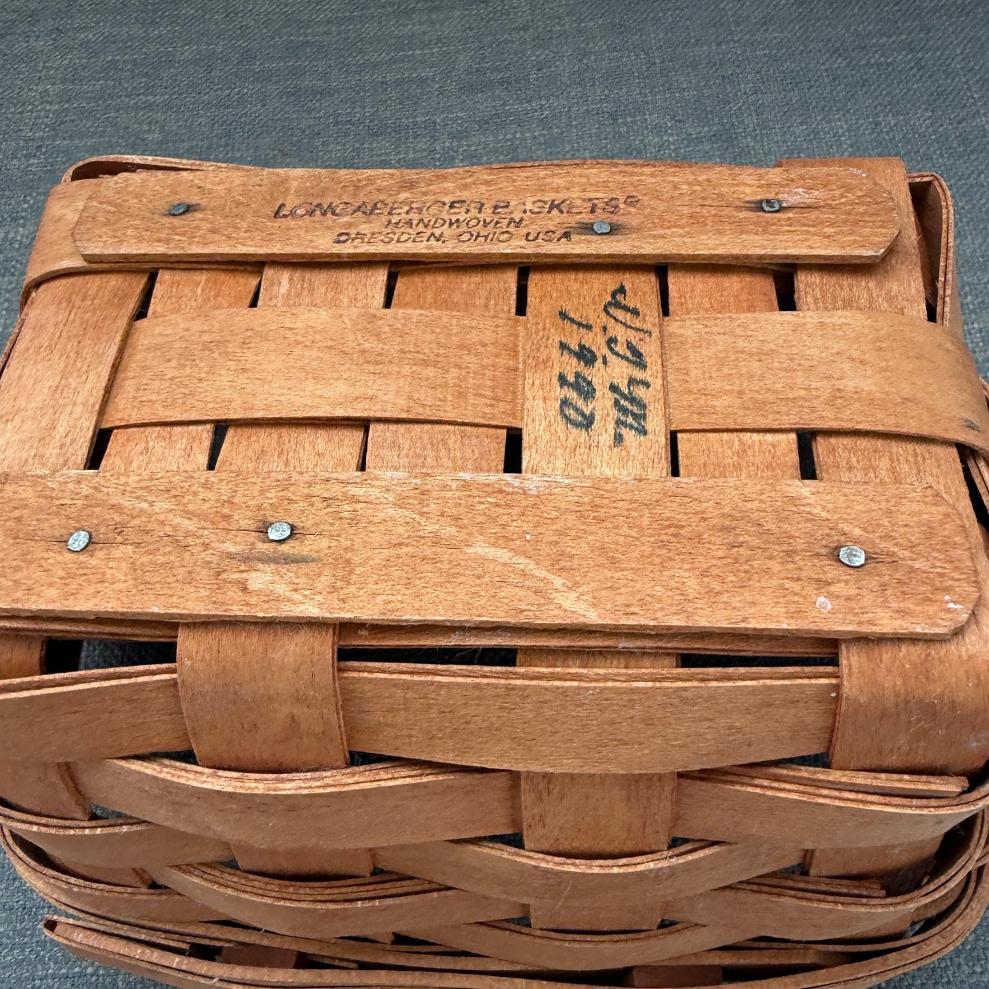 Longaberger Vintage 1990 Small Hanging Key Basket Chore Basket 5" x 7"
