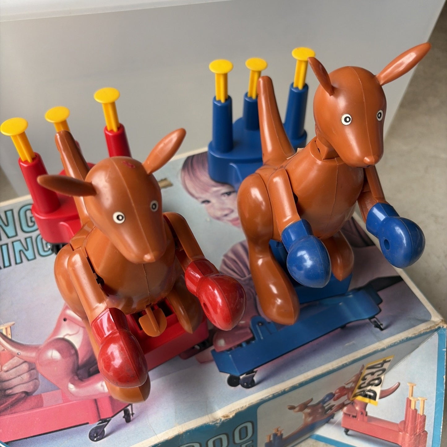 SEARS BIG TOY BOX KANGAROO boxing game 1960S RARE rock em sock em robots JAPAN