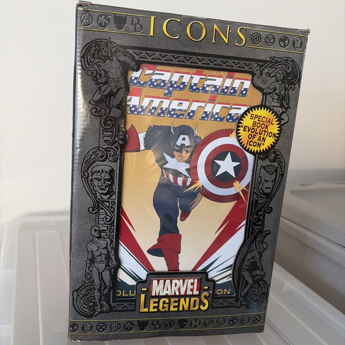 Captain American Unmasked Marvel Legends Icons 12" inch Action Figure ToyBiz