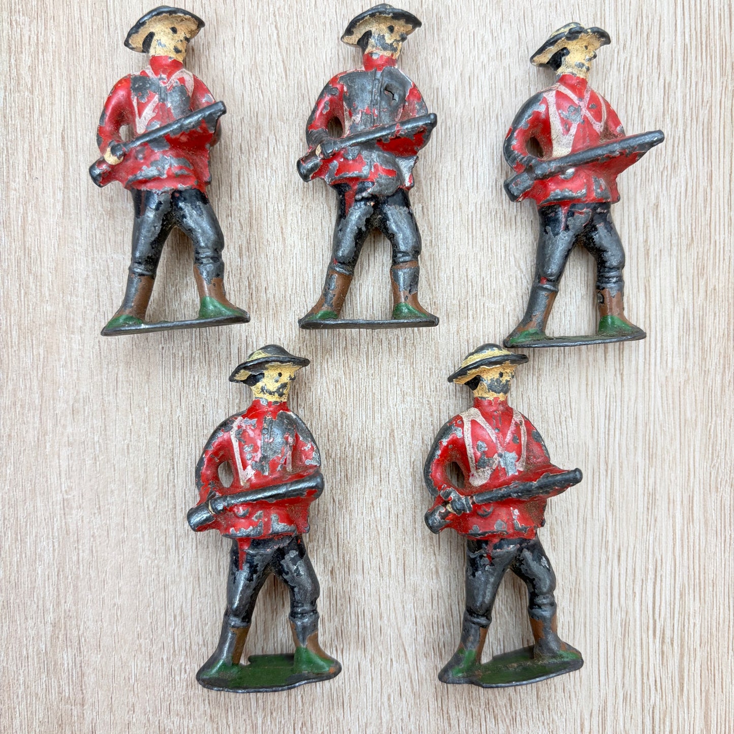 Lot of 30 Vintage Cast Iron Toy Soldiers, Army Men, Calvary Horse Drawn Cannons