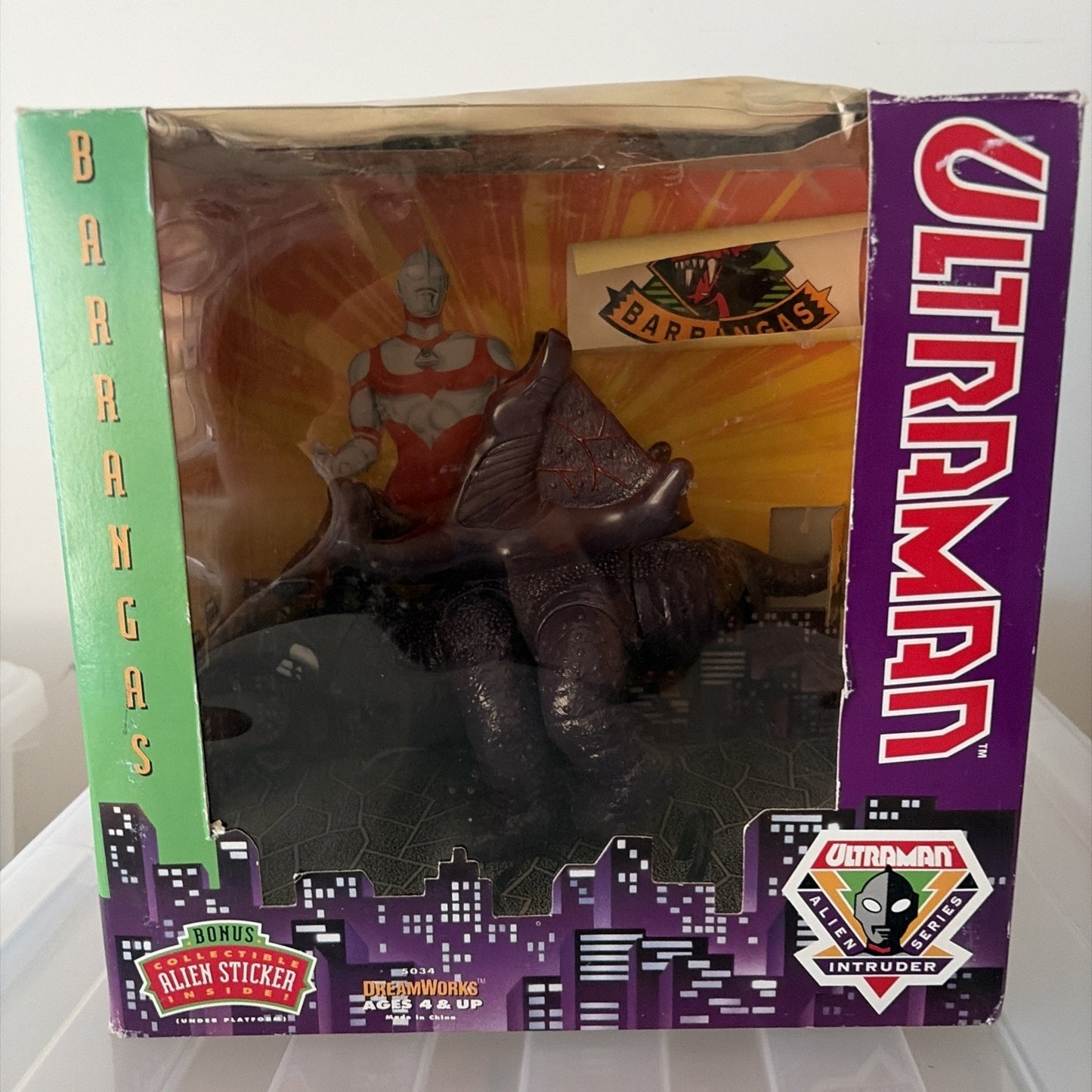 1991 Ultraman Alien Intruder Series / BARRANGAS Figure / Dreamworks / with Box