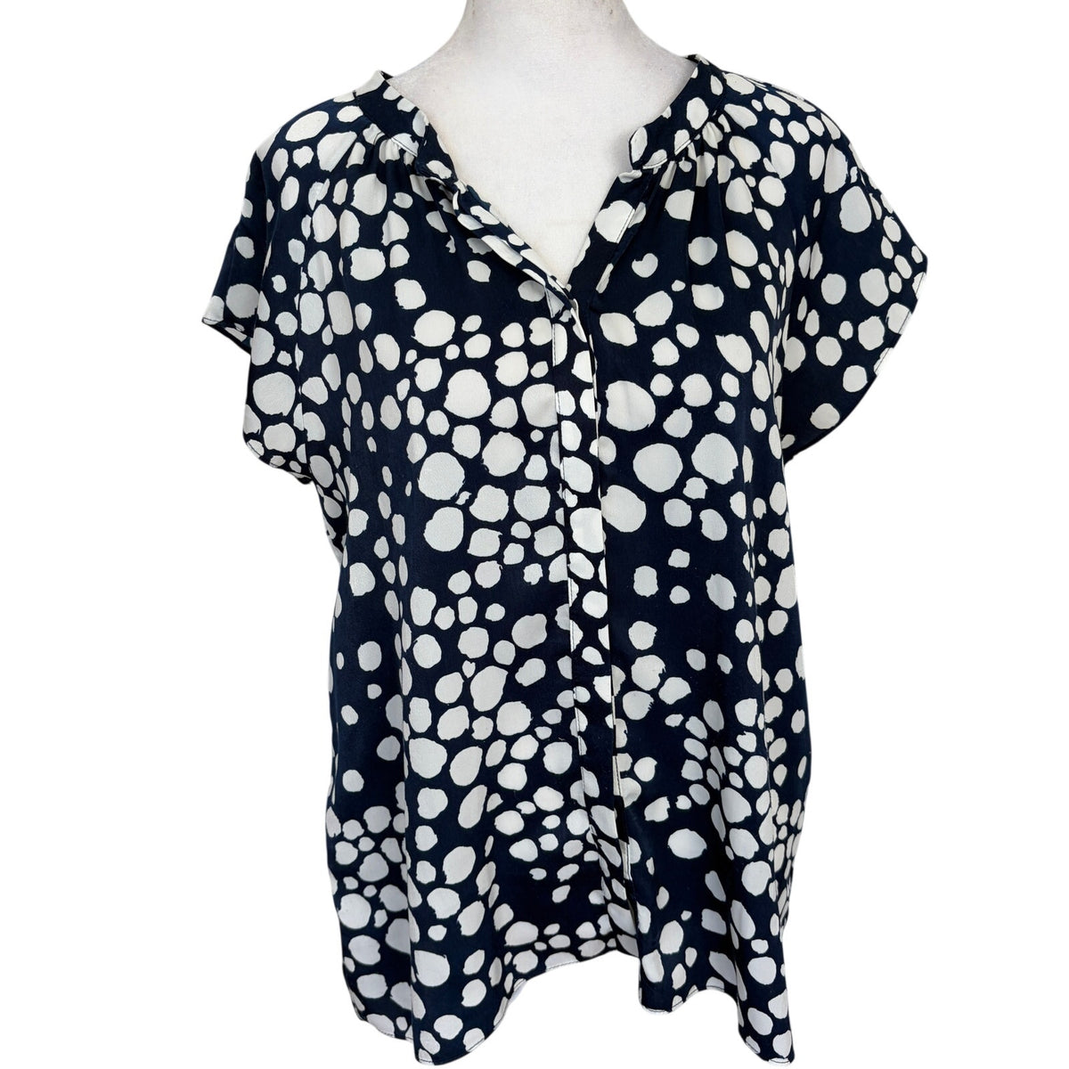 Misa Los Angeles Navy Blue and White Spotted Short Sleeve Top Blouse Size Small