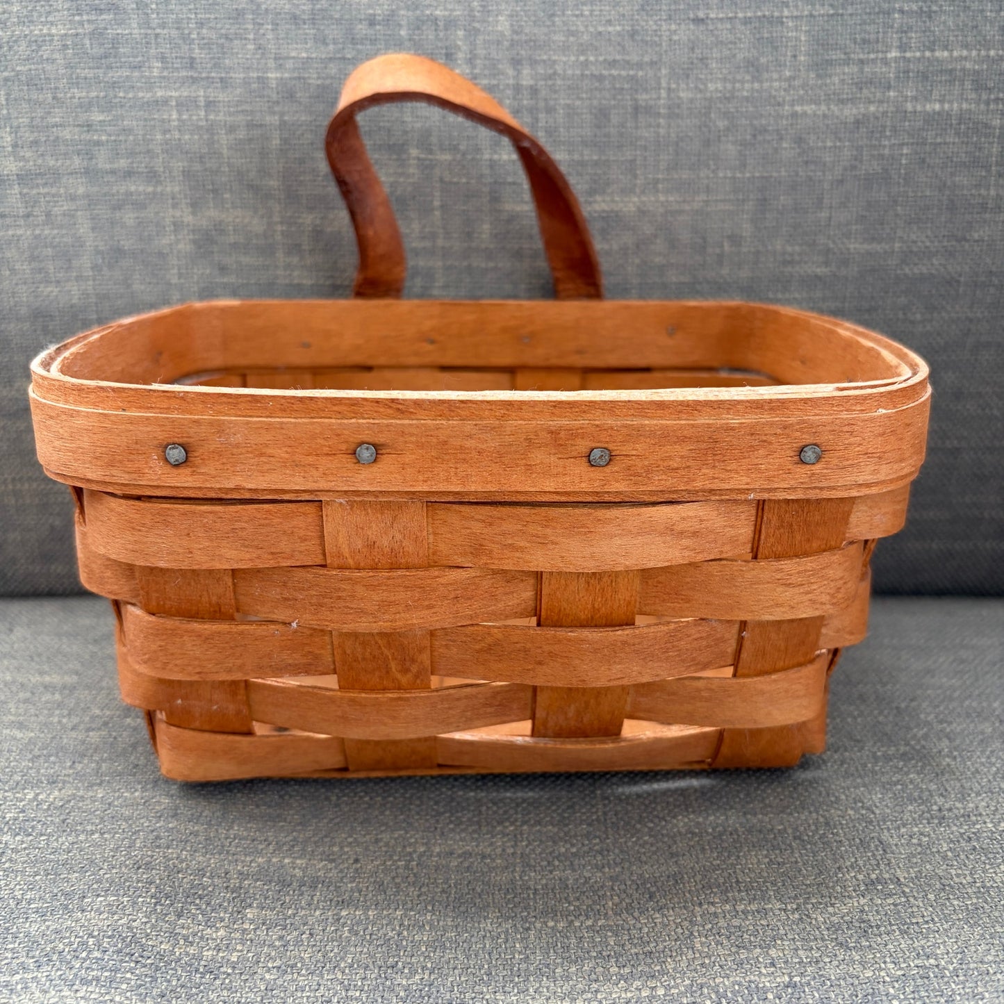 Longaberger Vintage 1990 Small Hanging Key Basket Chore Basket 5" x 7"
