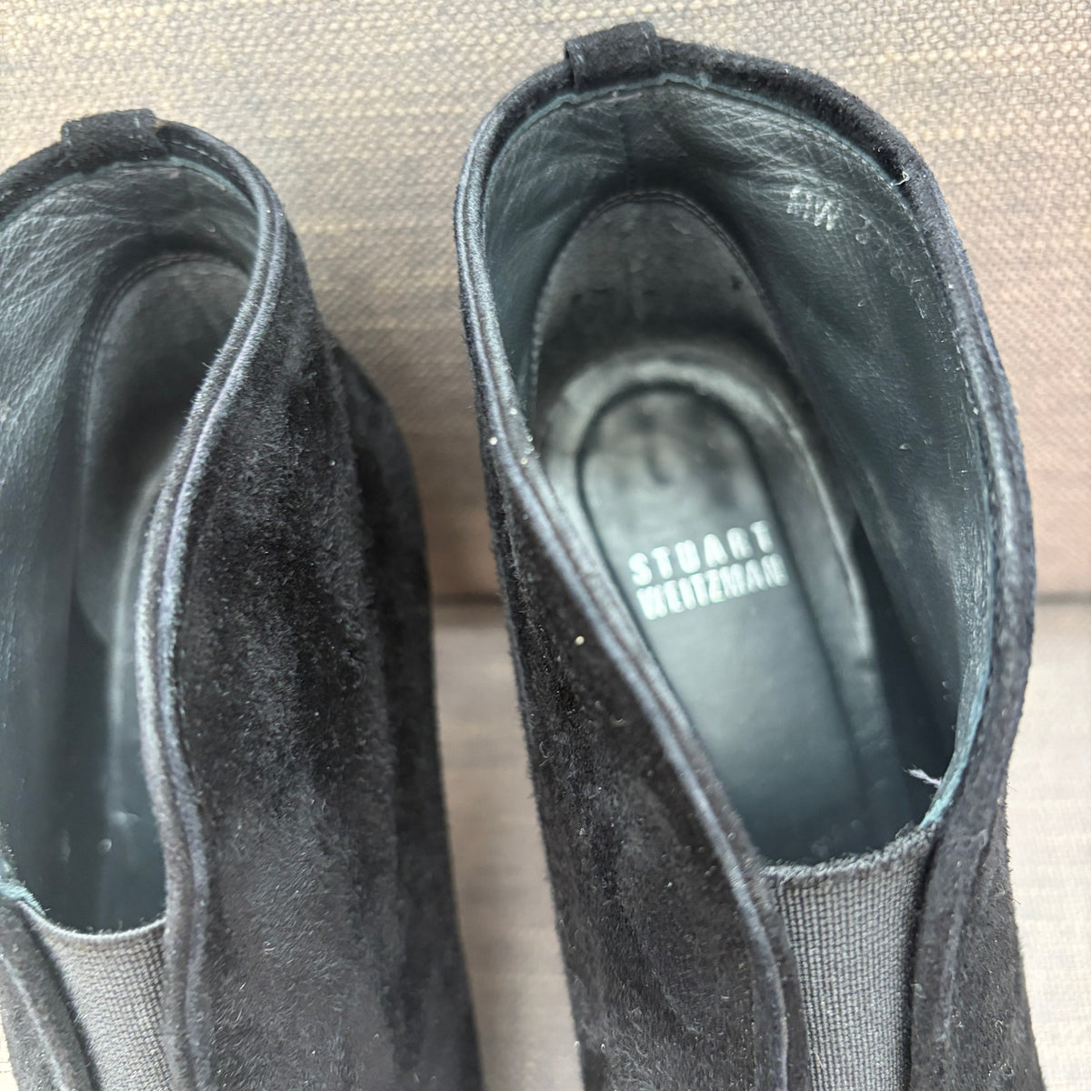 Stuart Weitzman Black Suede Bootie Heeled Slip-On Ankle Boots Womens Size 8.5