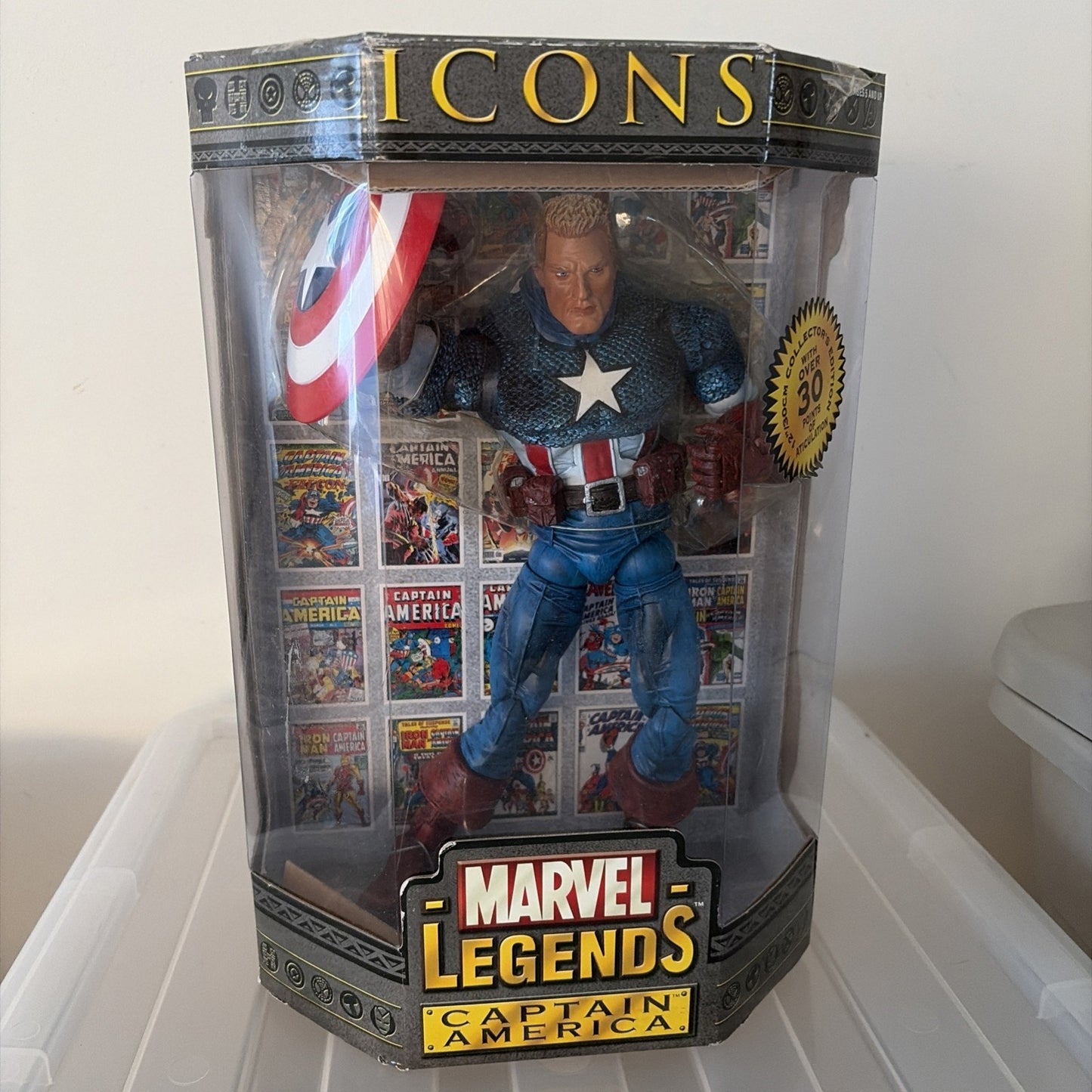 Captain American Unmasked Marvel Legends Icons 12" inch Action Figure ToyBiz