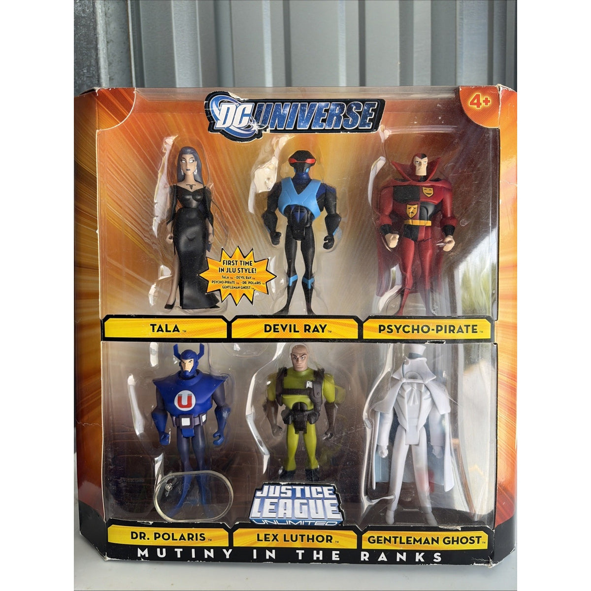 Mutiny In The Ranks DC Universe 6-Pack FJLU Tala Devil Ray Psycho Pirate Sealed