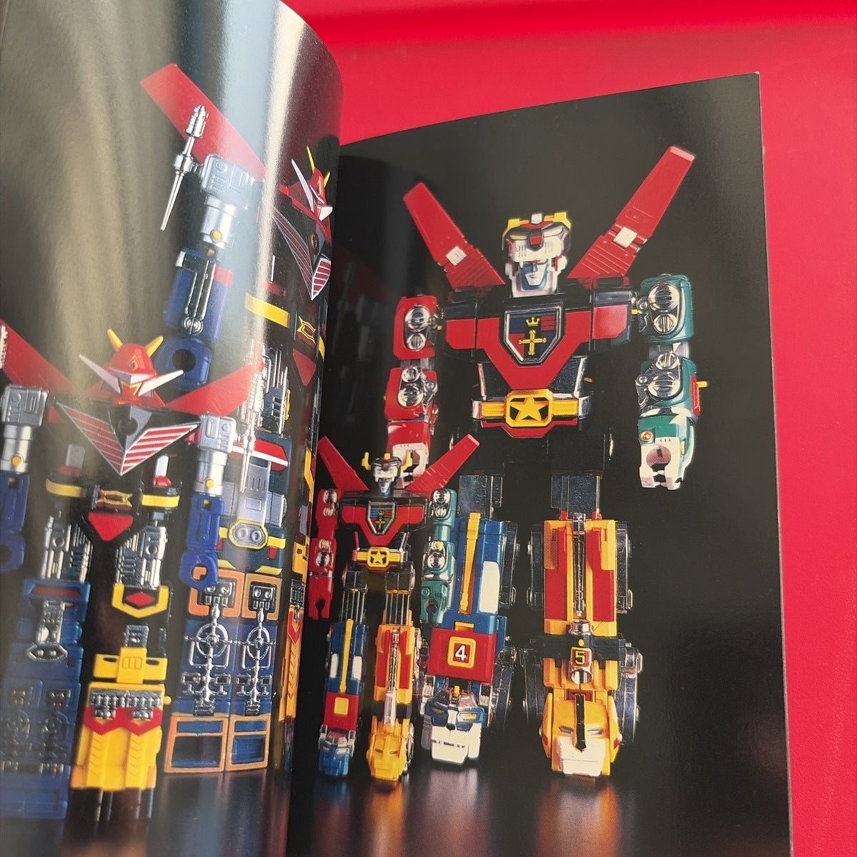 Popy Chogokin Book Grendizer Voltes V Daimos Robocon Gaiking Mazinger Robcon DX