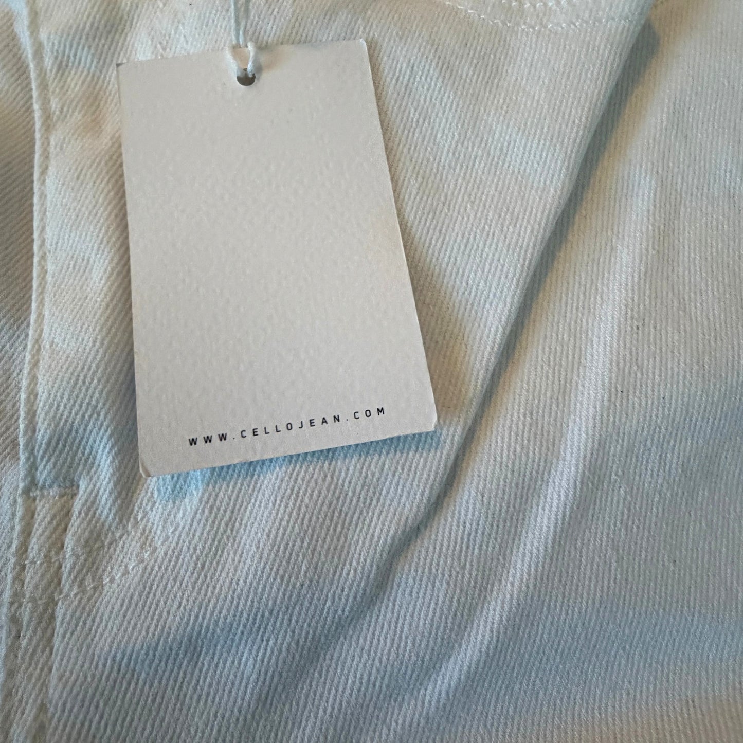 Cello NWT White High Rise Straight Raw Hem Denim Jeans Womens Size 7