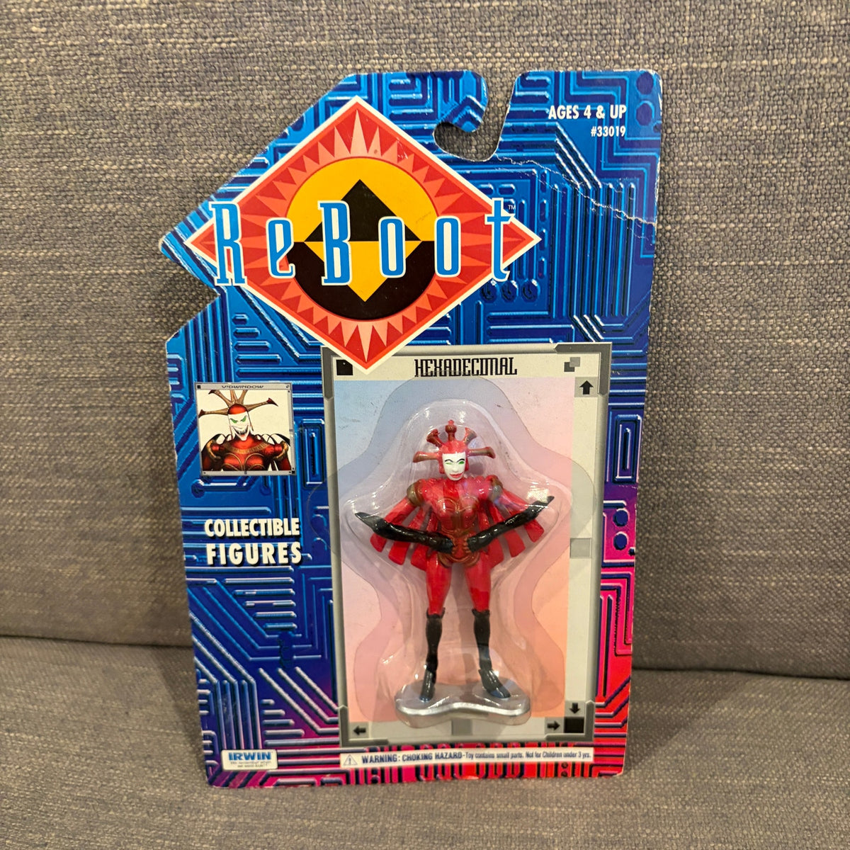 LOT 8 ReBoot Collectible Action Figures Irwin 1995