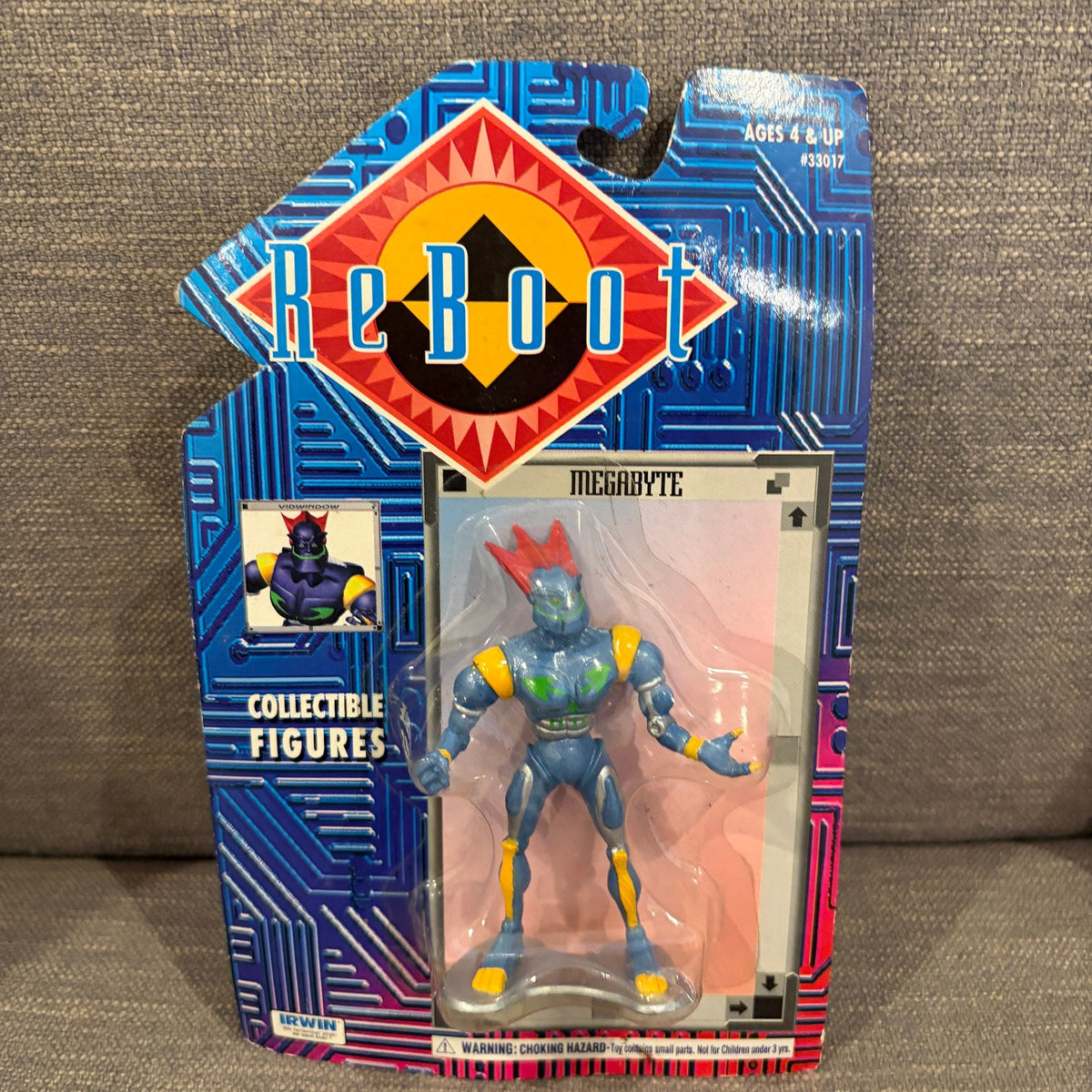 LOT 8 ReBoot Collectible Action Figures Irwin 1995