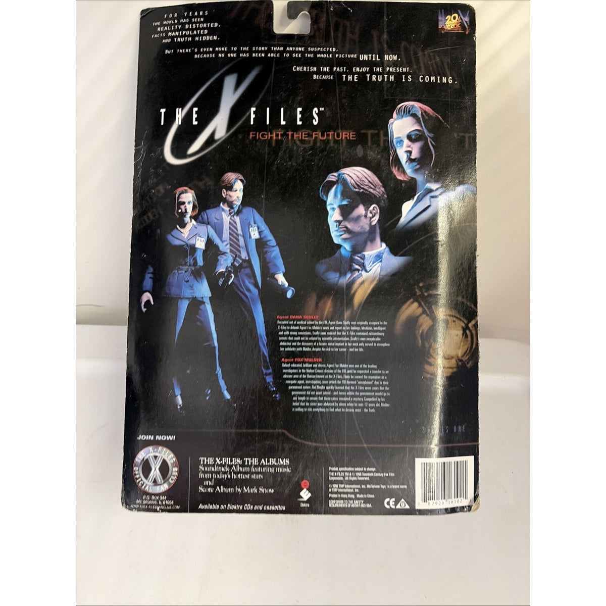 McFarlane Toys The X Files Agent Dana Scully w/ Suit And Case Action Figure